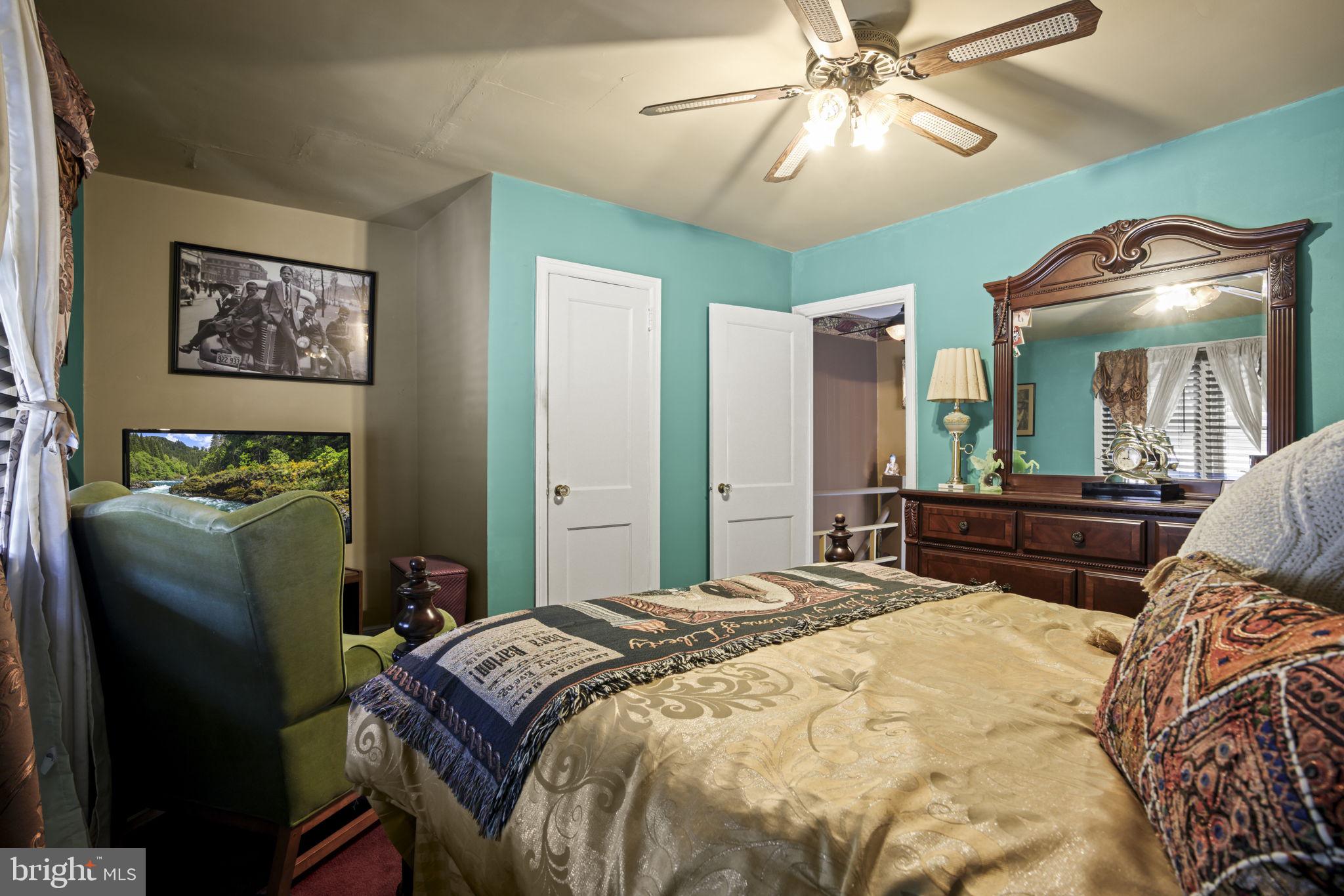 GERMANTOWN (EAST) - Residential