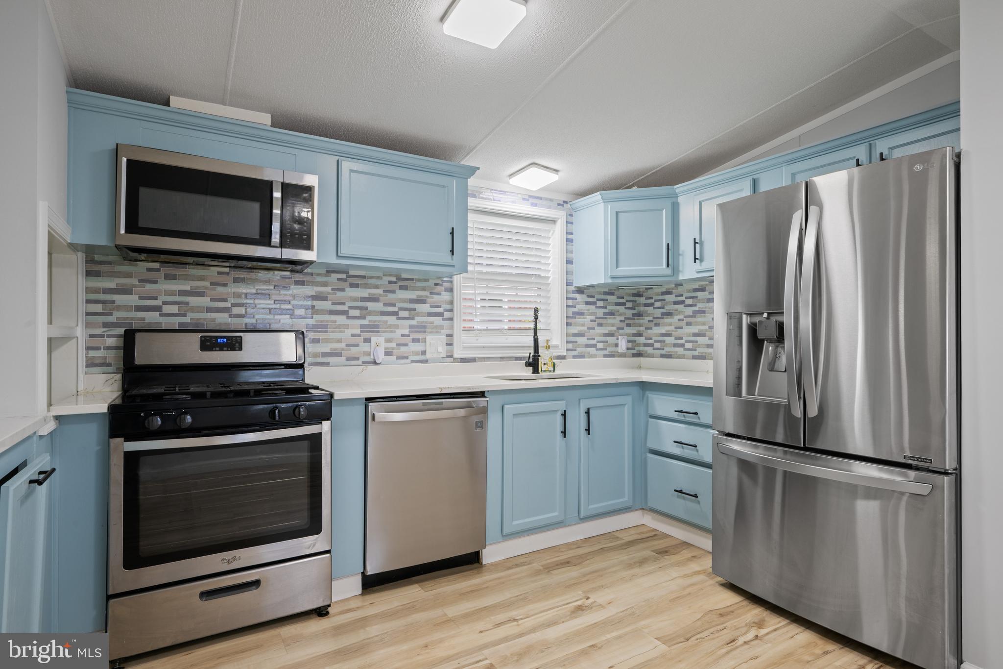 KEN LEE MOBILE HOME PARK - Residential