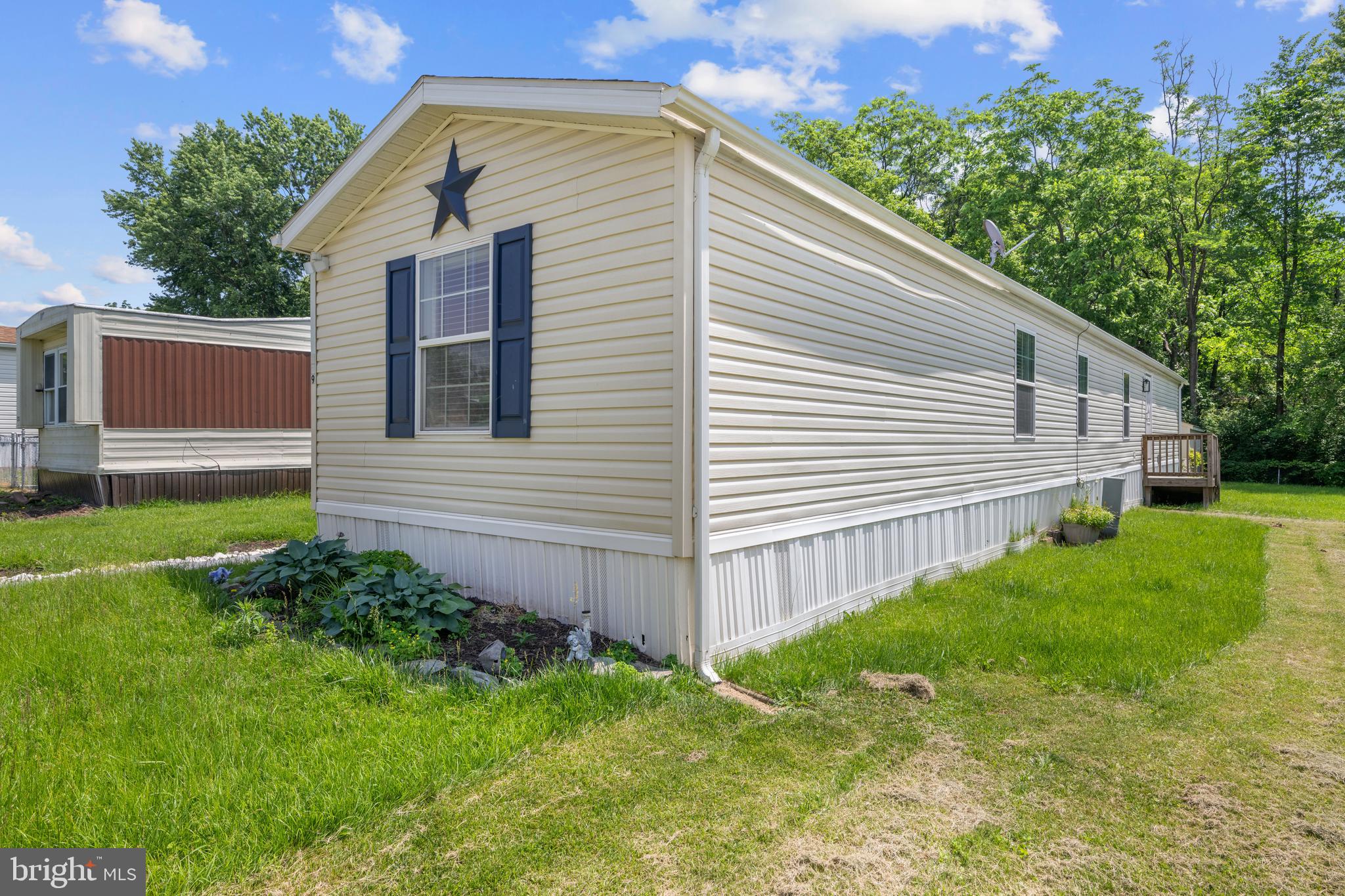 KEN LEE MOBILE HOME PARK - Residential