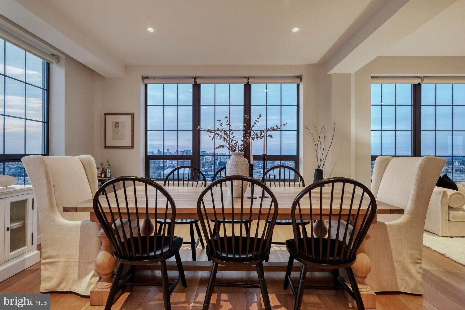LOCUST POINT - Residential