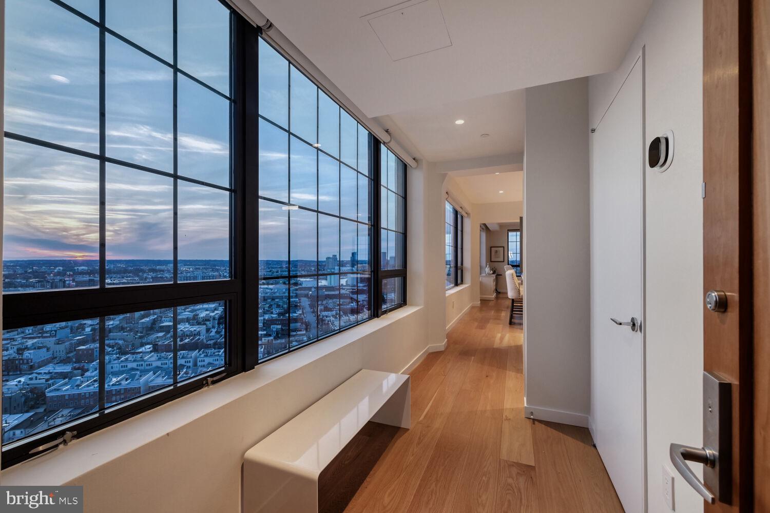 LOCUST POINT - Residential