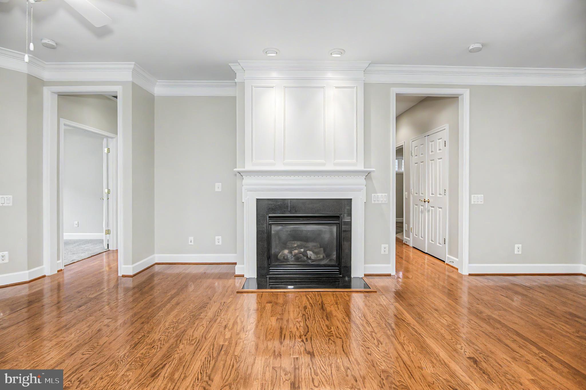 SPRING HILL - Residential