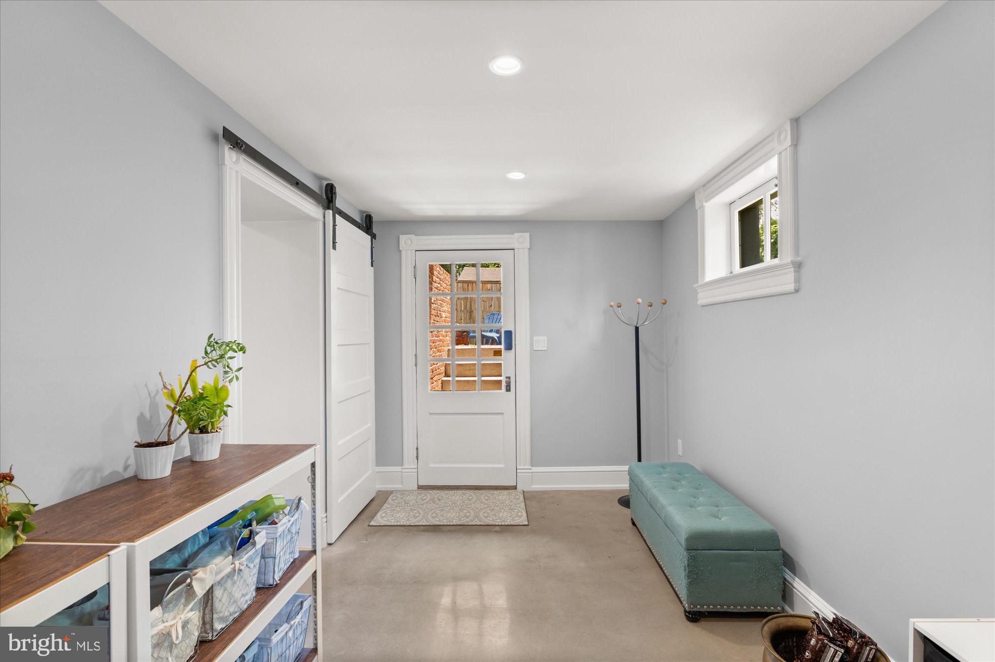 RIVERDALE PARK - Residential