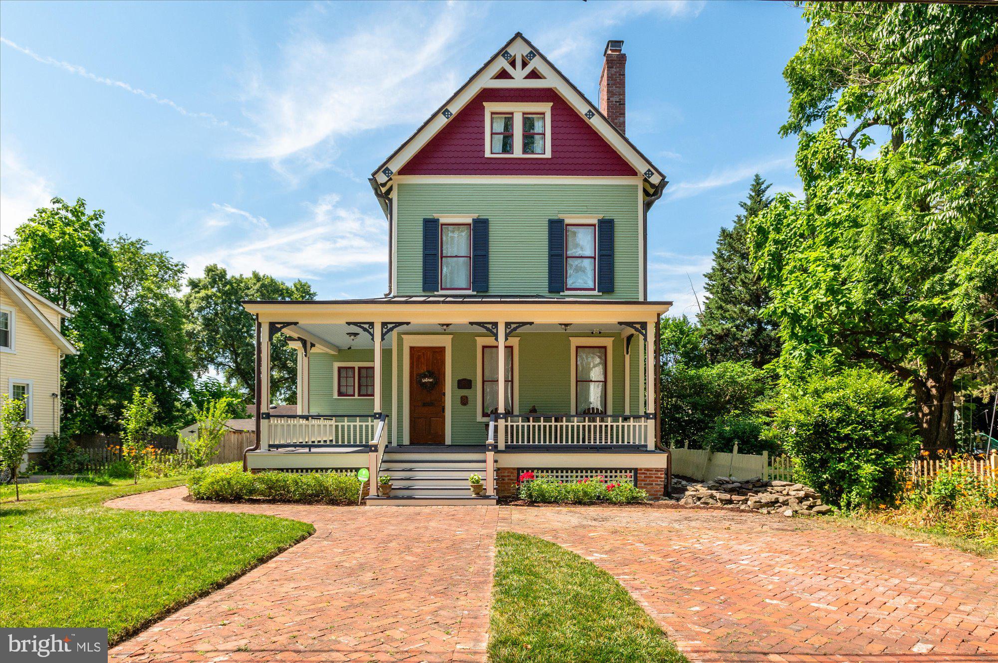 RIVERDALE PARK - Residential