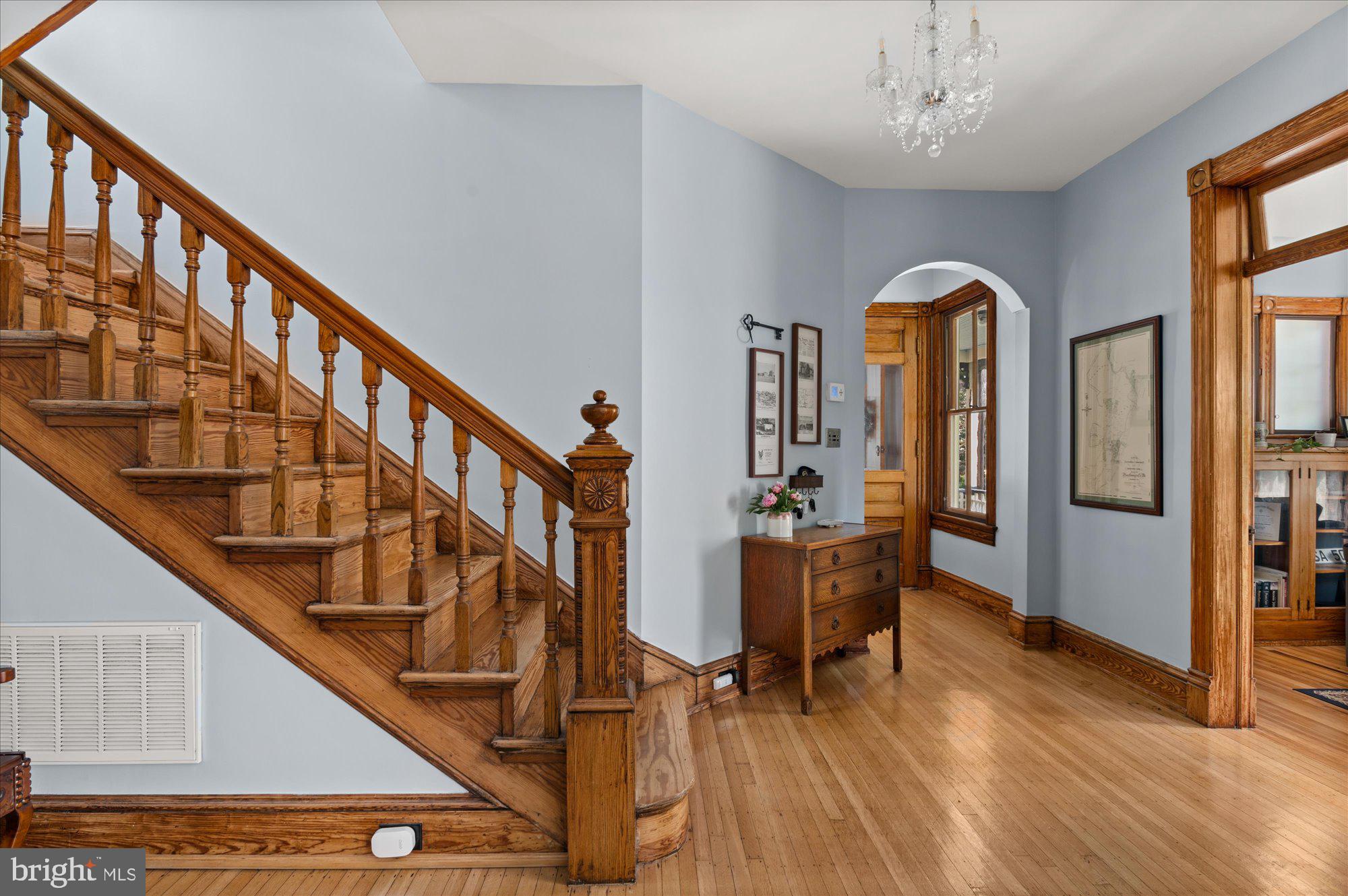 RIVERDALE PARK - Residential