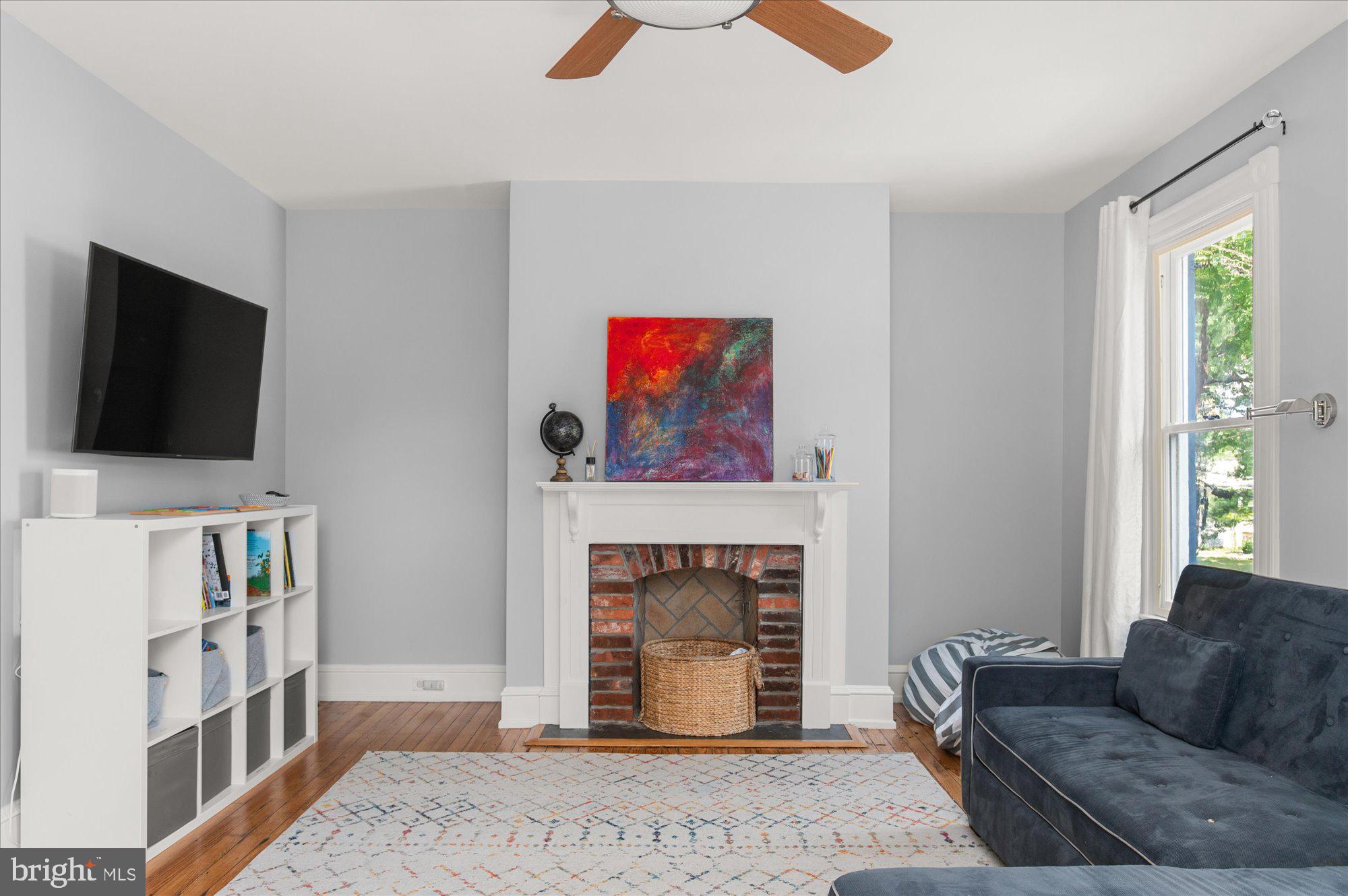 RIVERDALE PARK - Residential