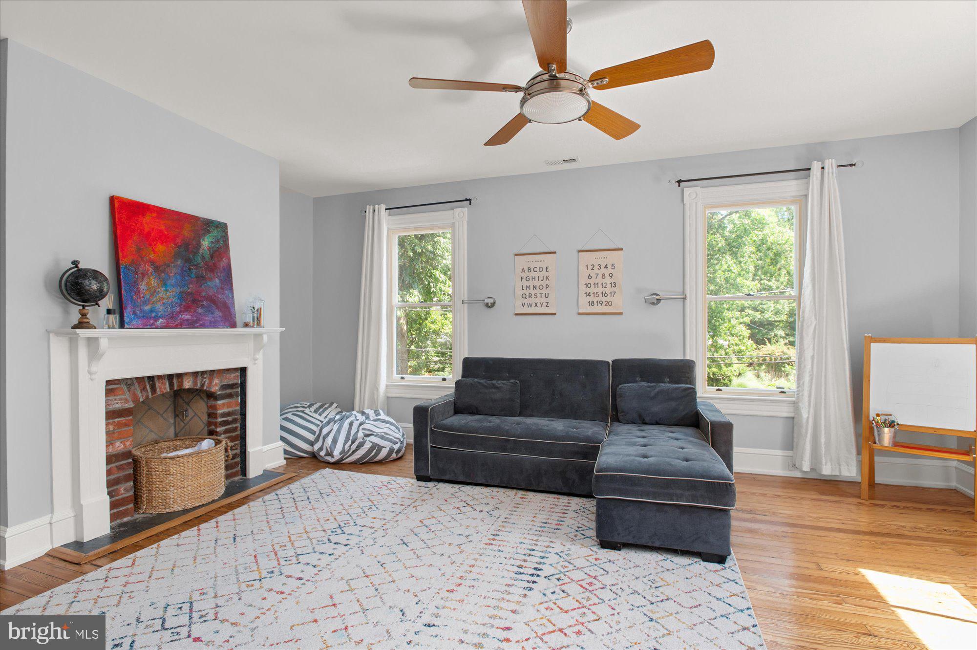 RIVERDALE PARK - Residential