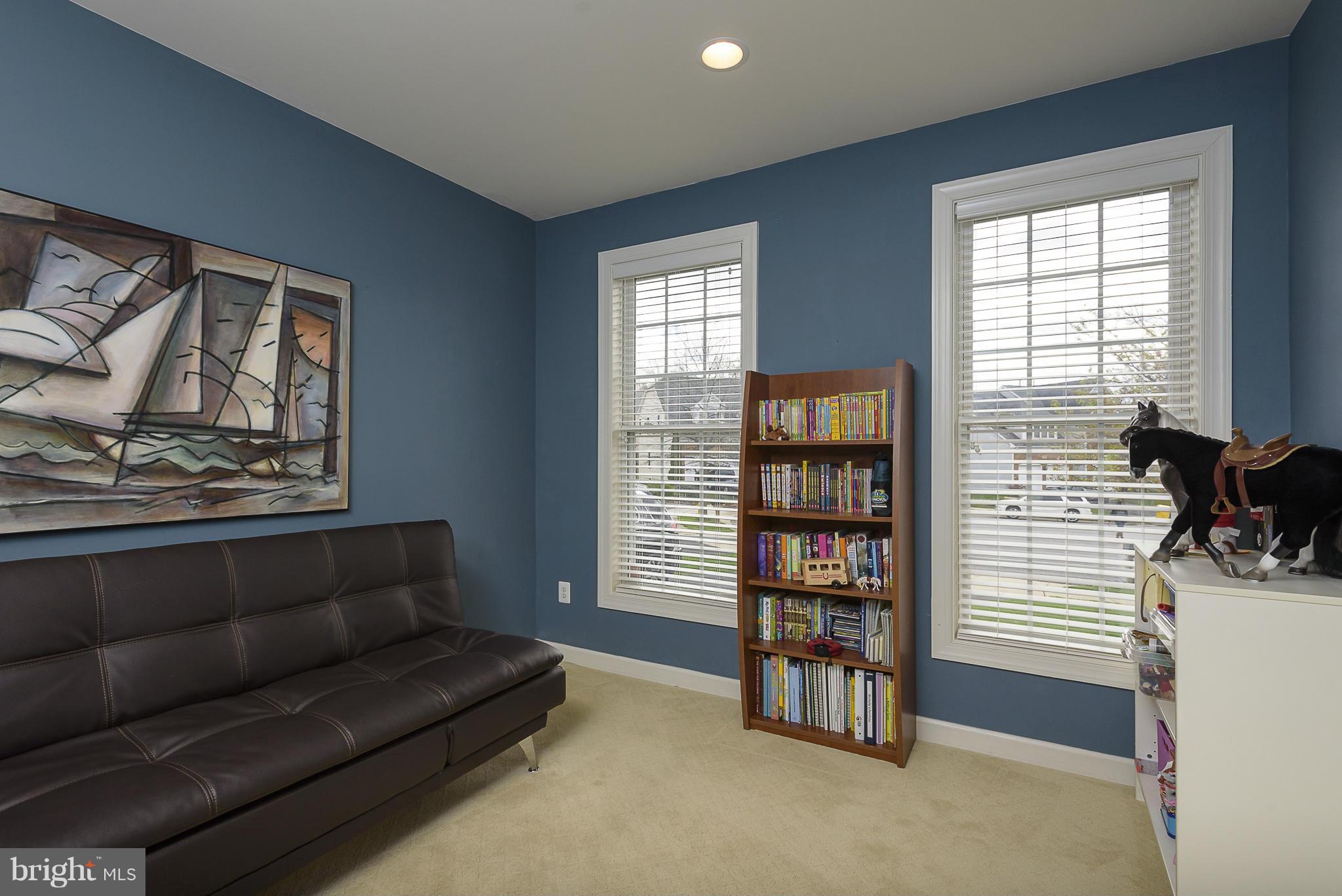 CHAPEL GROVE - Residential