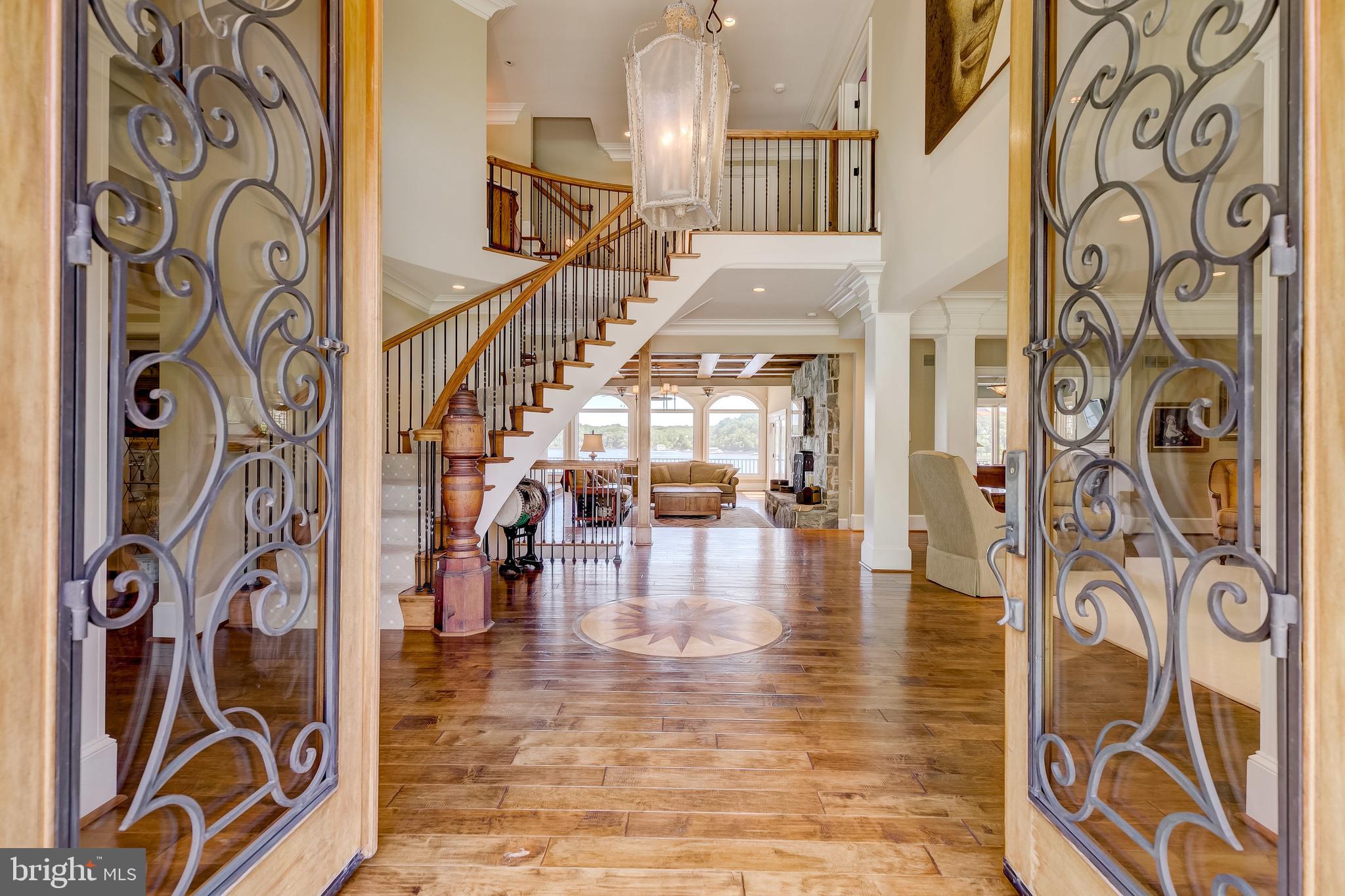 THE DOWNS - Residential