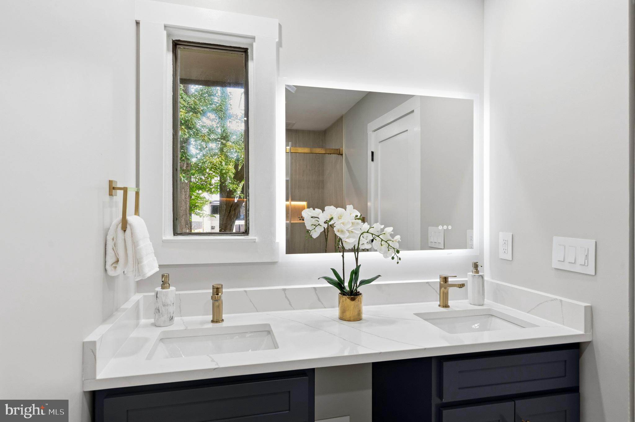 LEXINGTON ESTATES - Residential