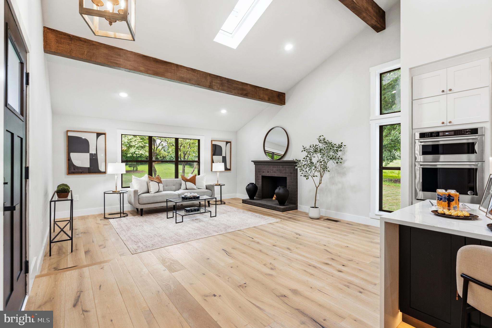 LEXINGTON ESTATES - Residential
