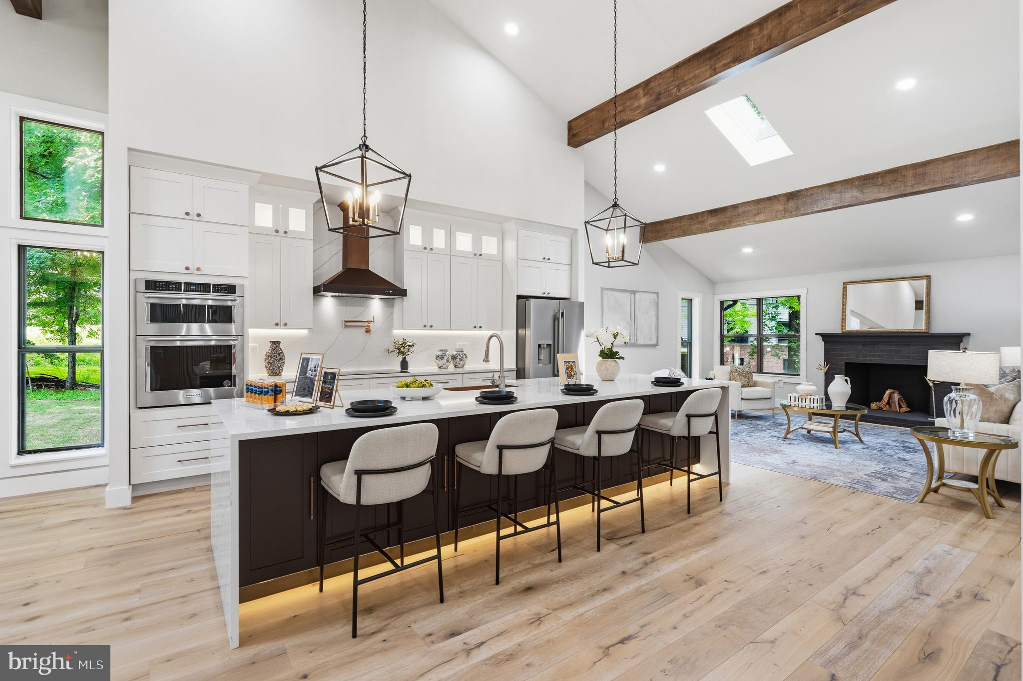 LEXINGTON ESTATES - Residential