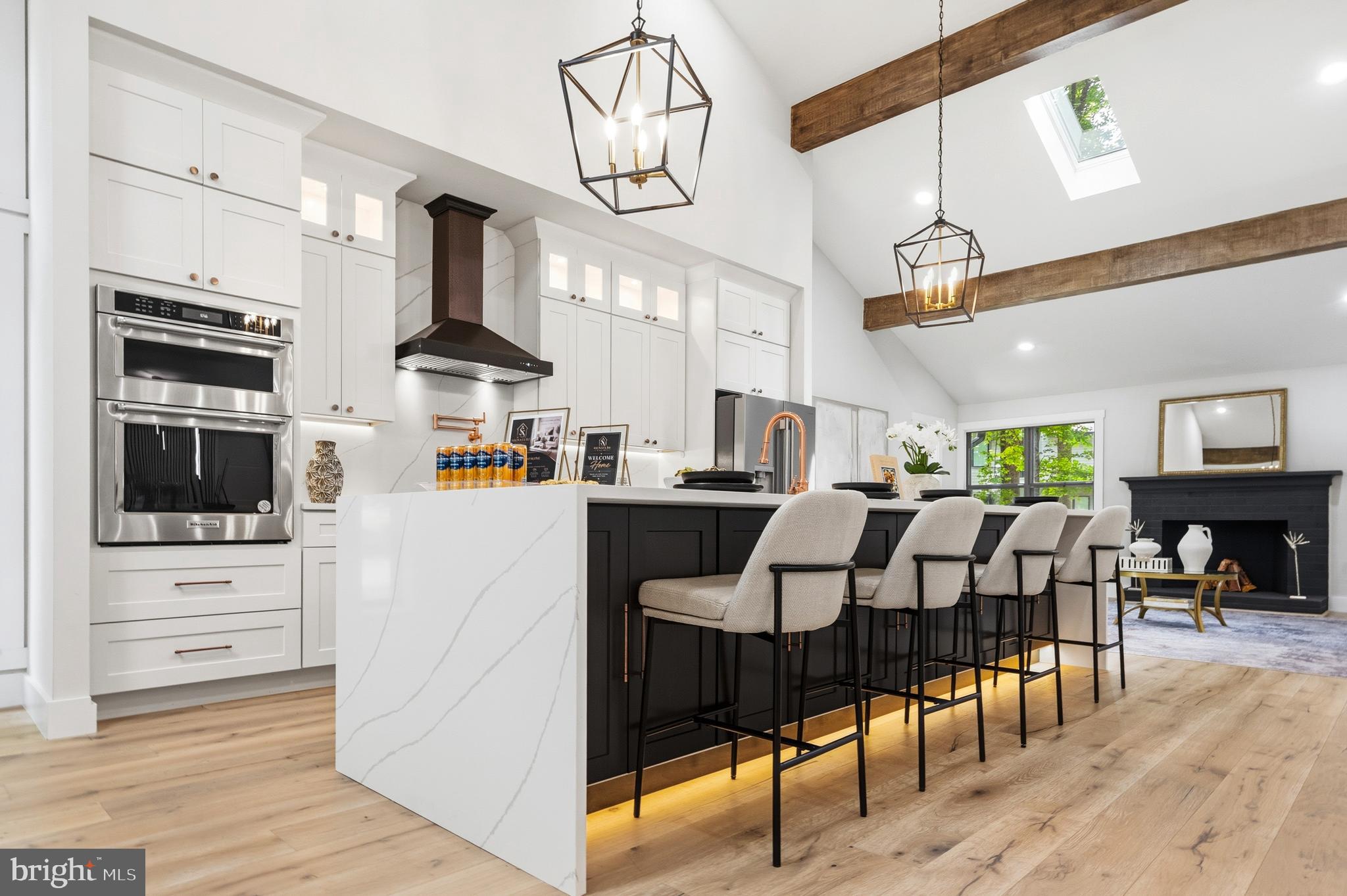 LEXINGTON ESTATES - Residential