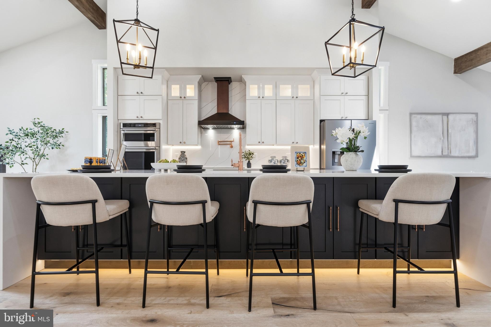 LEXINGTON ESTATES - Residential