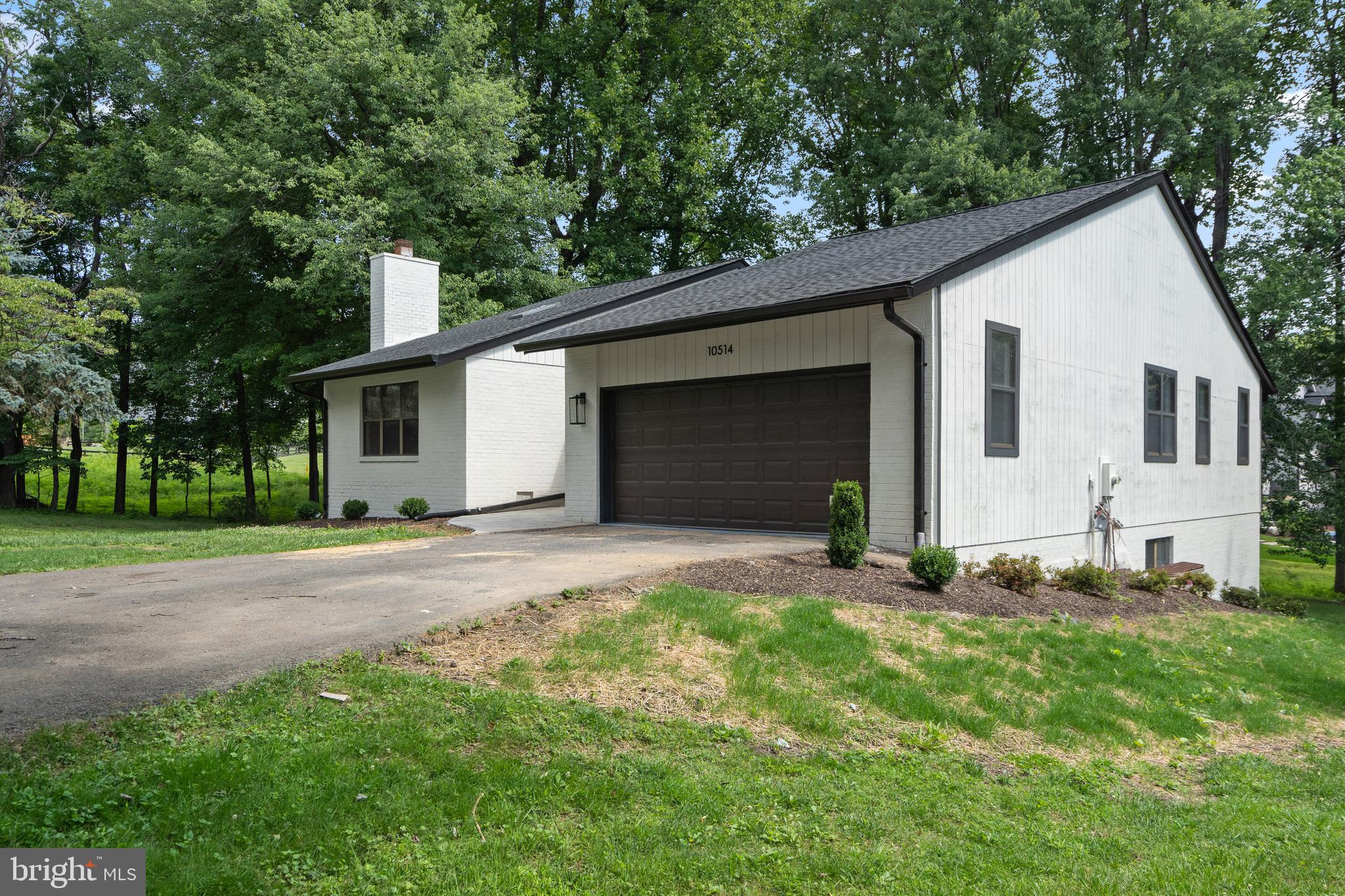 LEXINGTON ESTATES - Residential