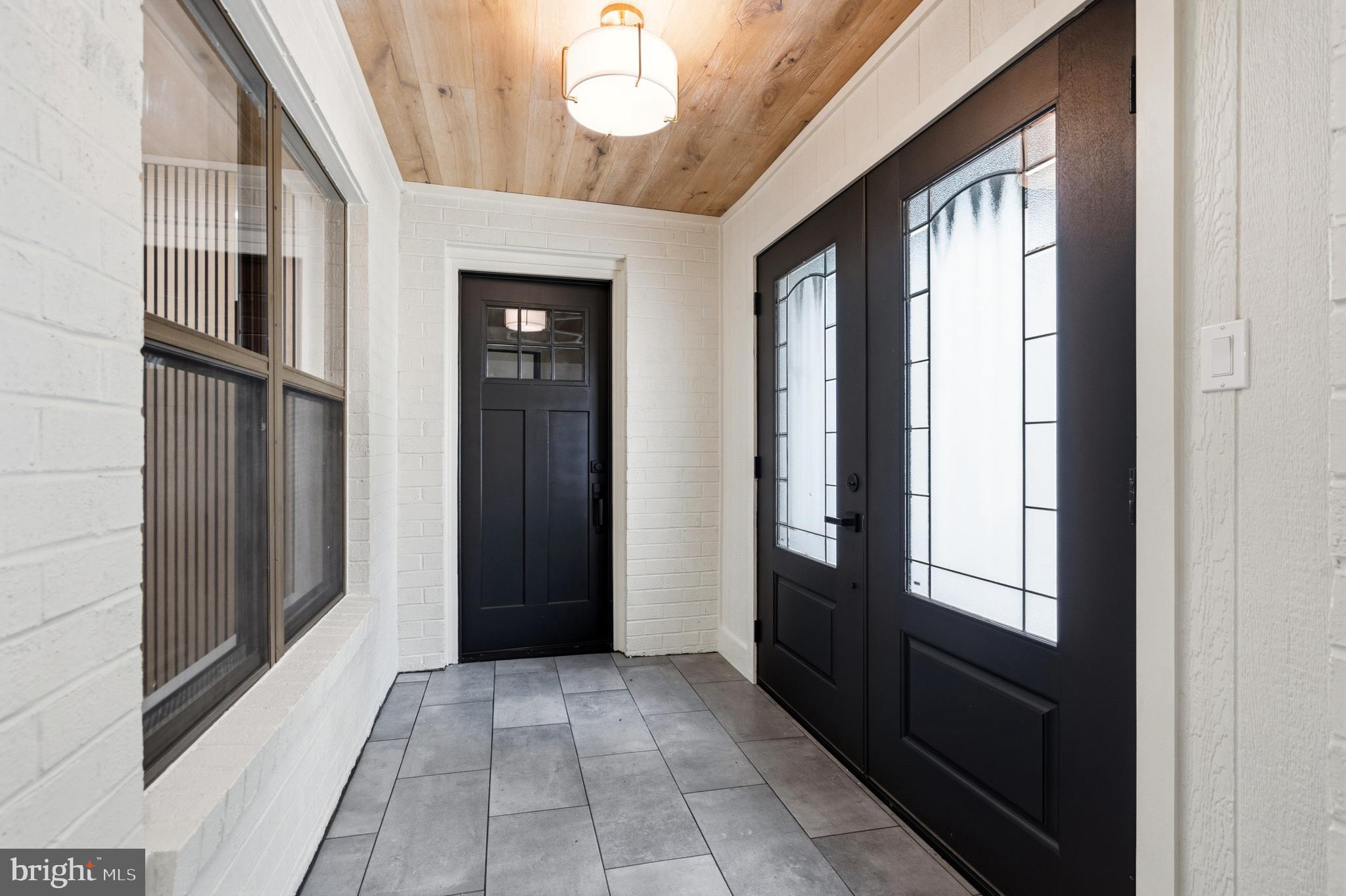 LEXINGTON ESTATES - Residential