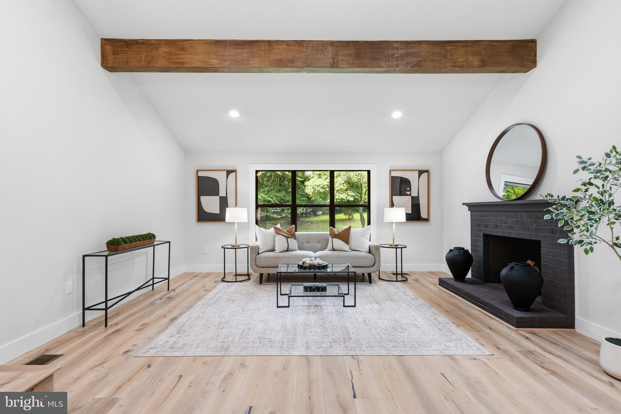LEXINGTON ESTATES - Residential