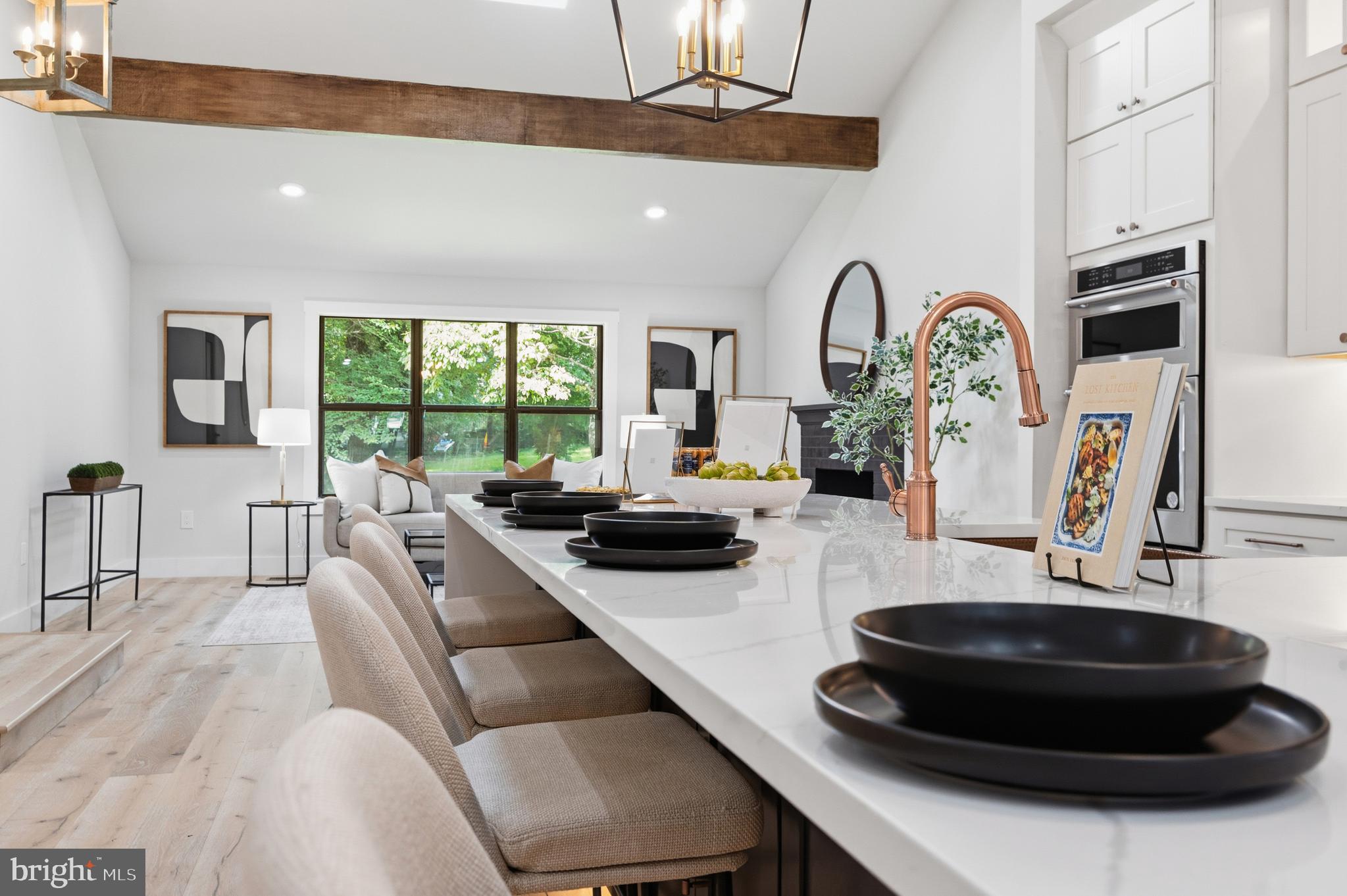 LEXINGTON ESTATES - Residential