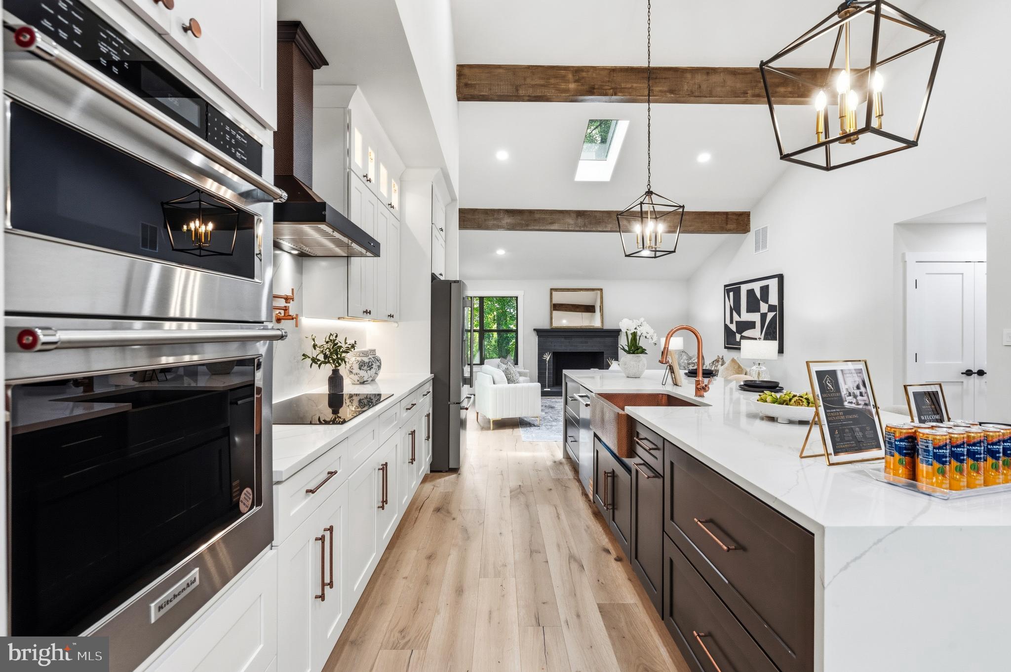LEXINGTON ESTATES - Residential