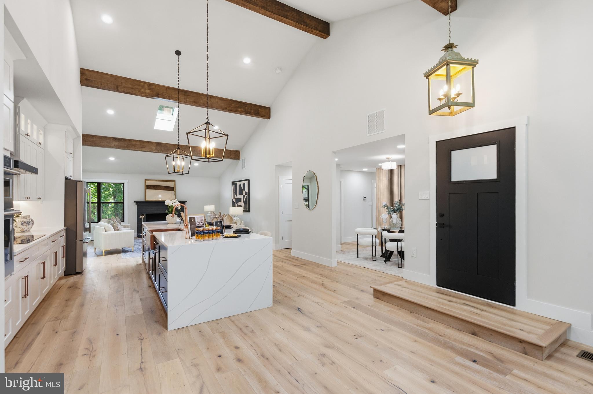 LEXINGTON ESTATES - Residential