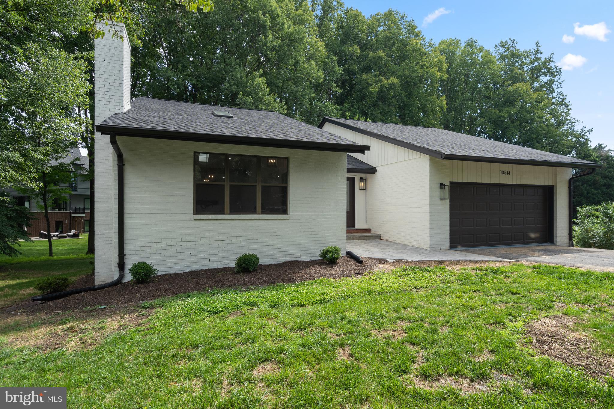 LEXINGTON ESTATES - Residential