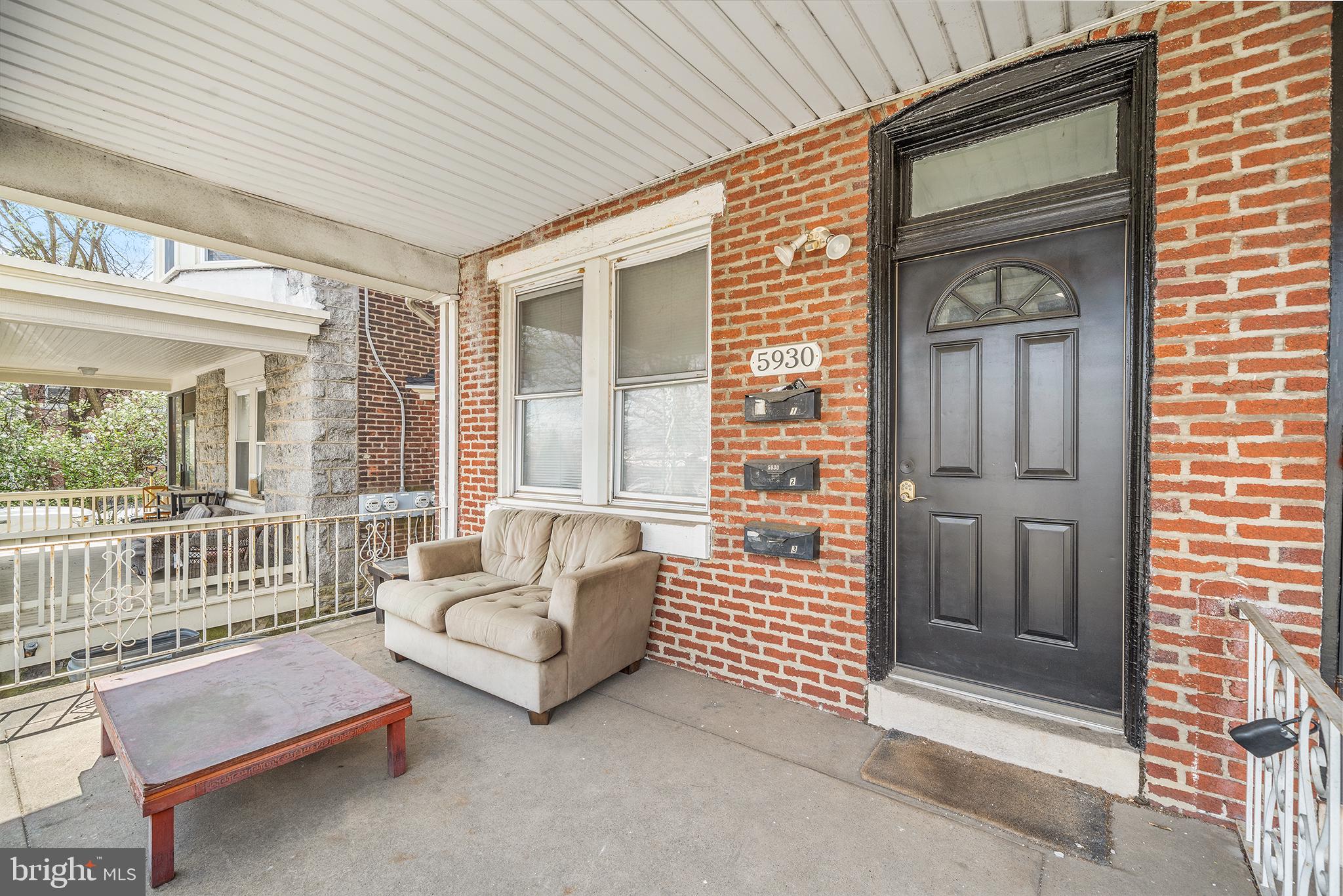 ROXBOROUGH - Residential Lease