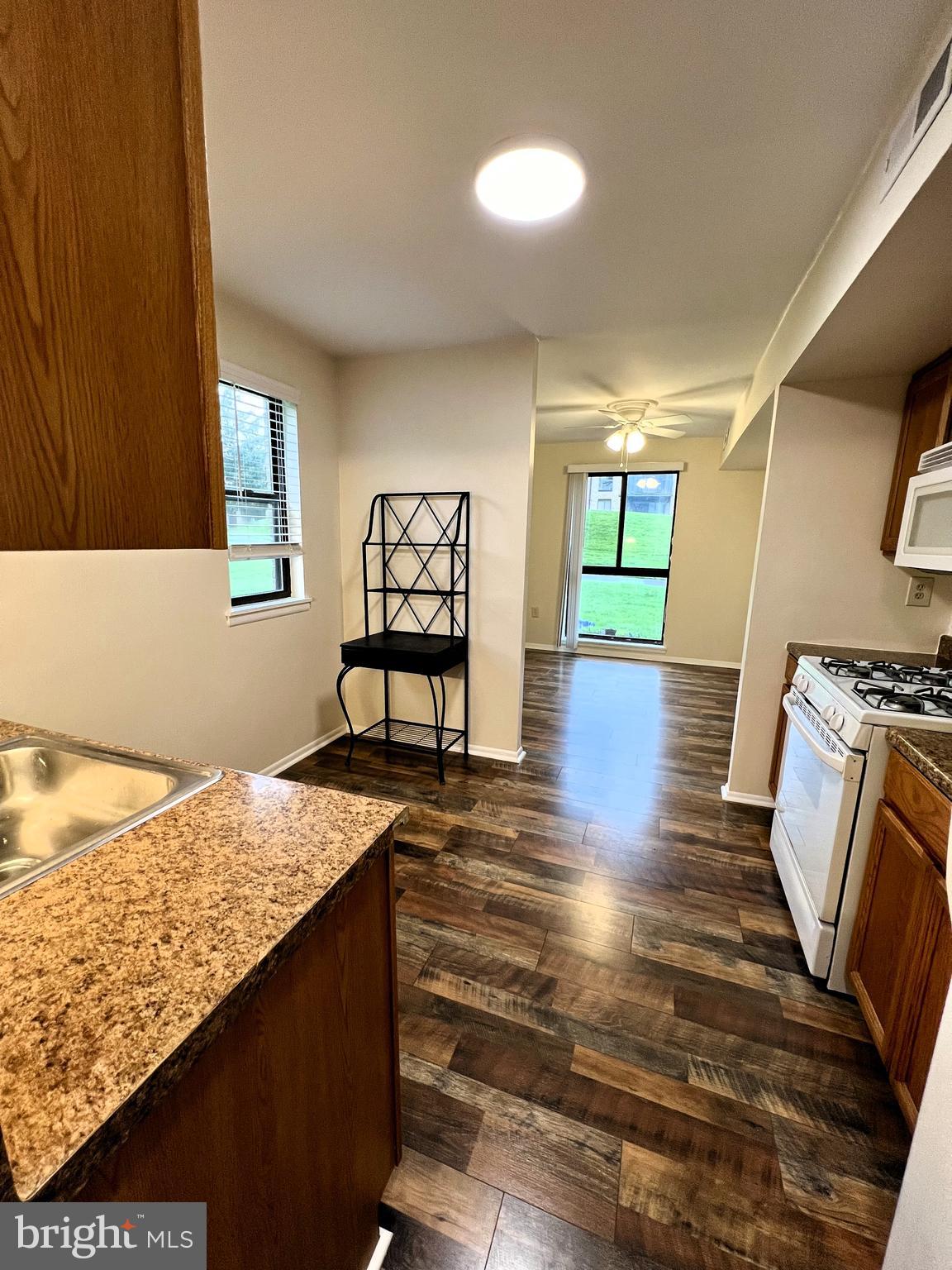 SOUTHGATE CONDO - Residential Lease