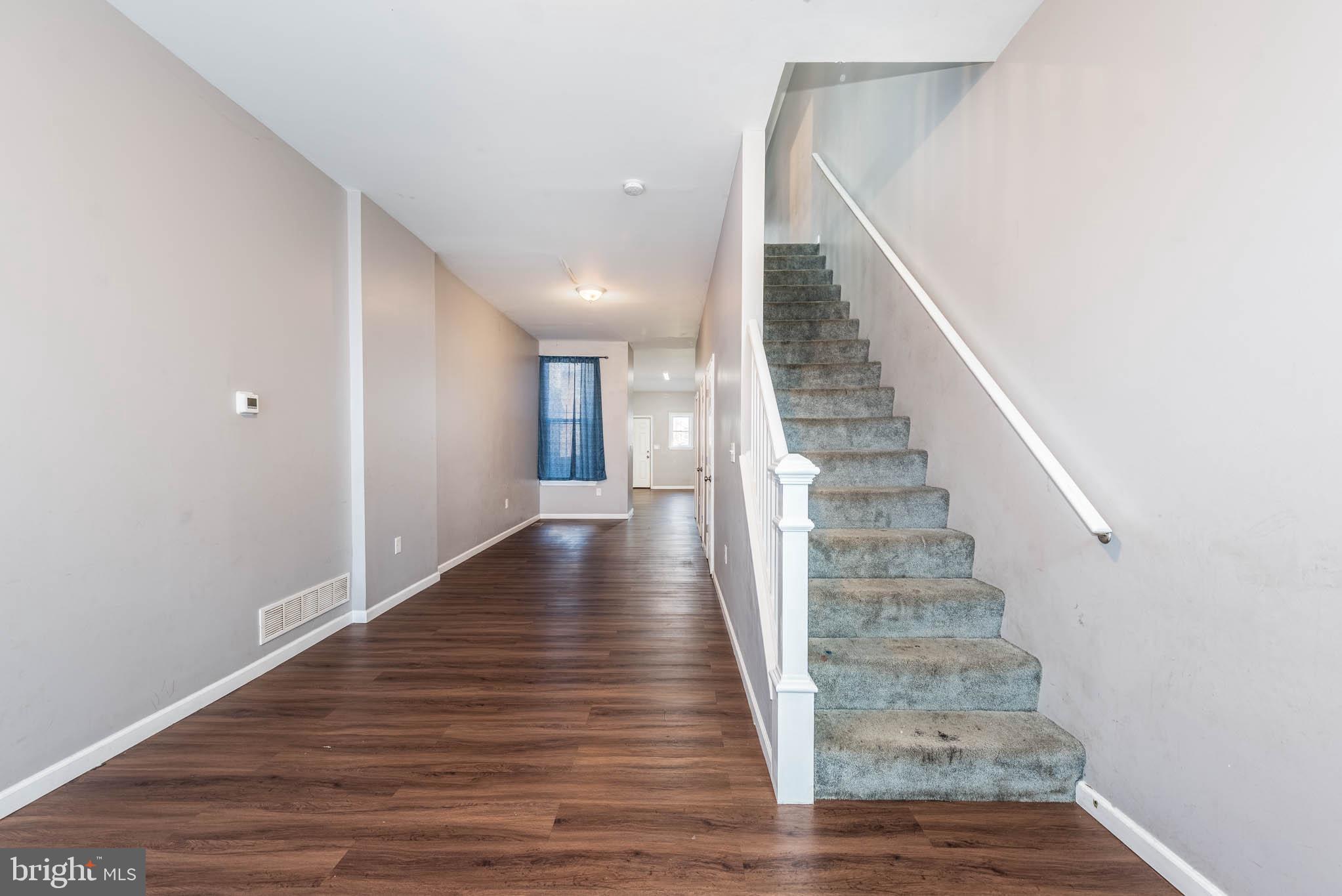 BROADWAY EAST - Residential