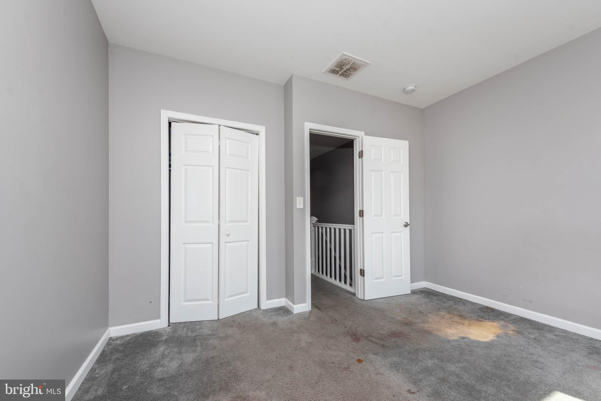 BROADWAY EAST - Residential