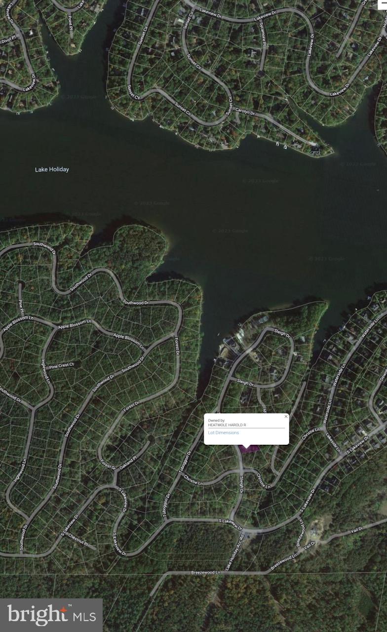 LAKE HOLIDAY ESTATES - Land