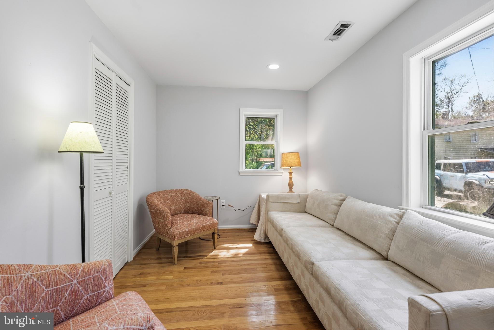 LUTHERVILLE - Residential
