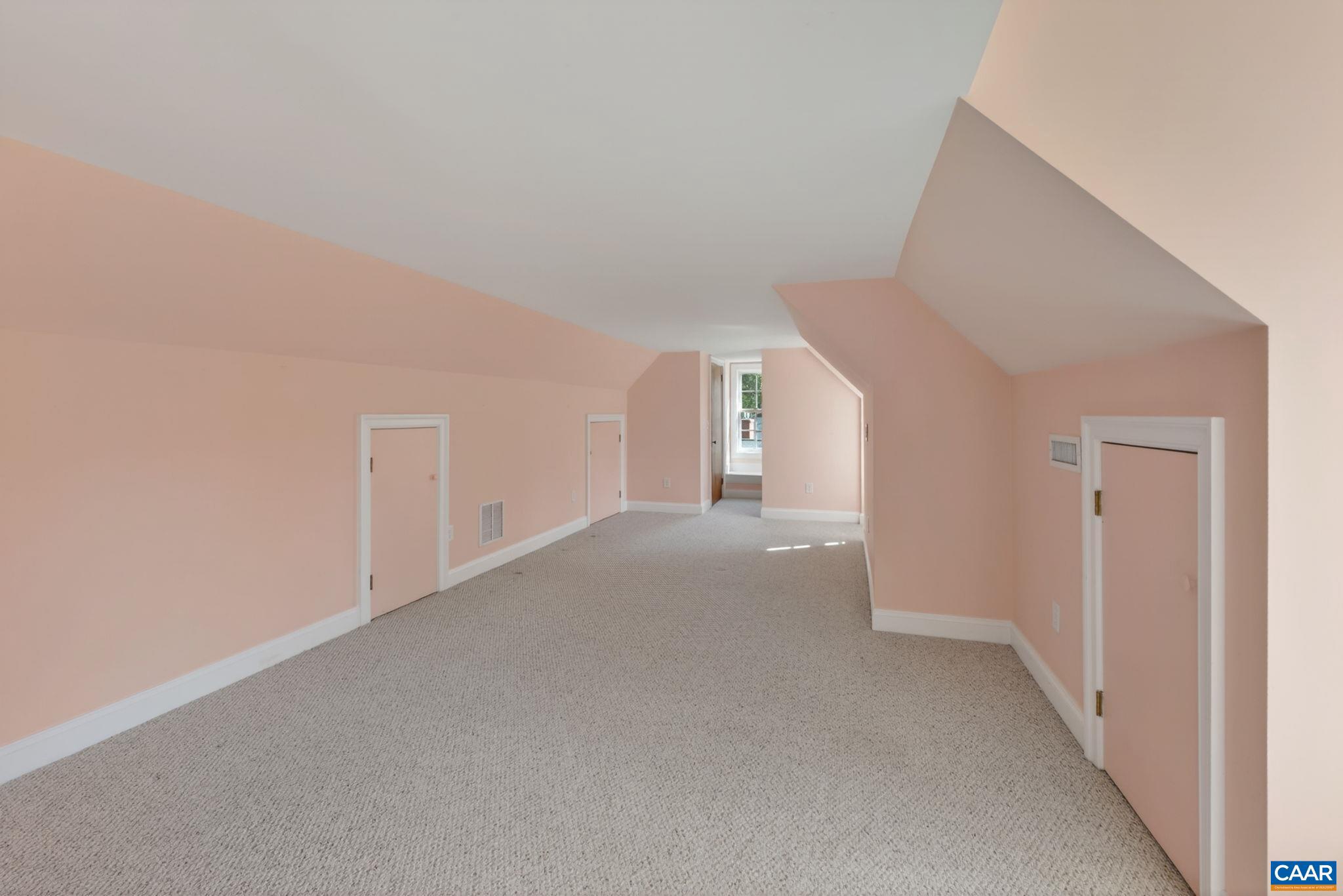 MERRYDEN - Residential