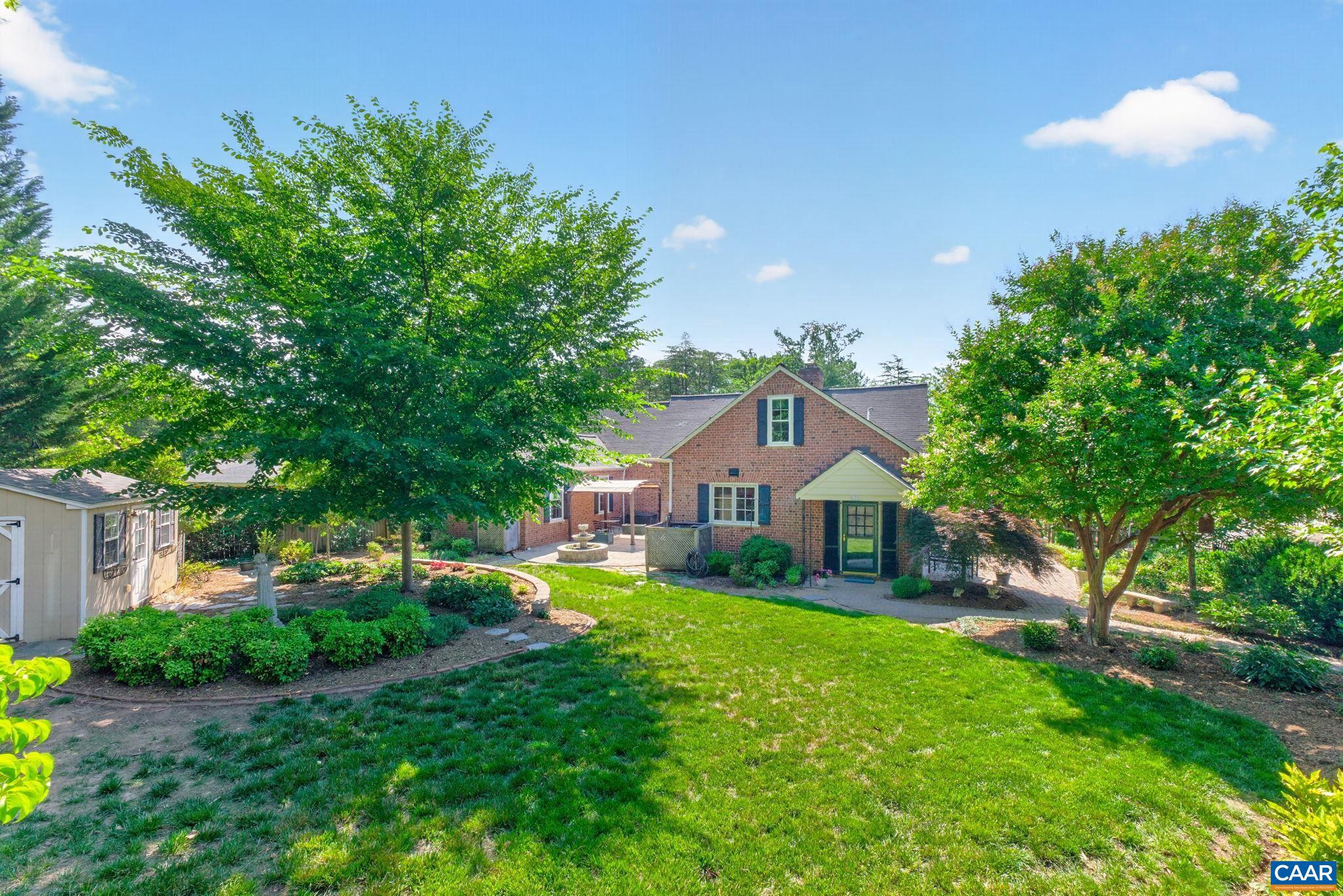 MERRYDEN - Residential