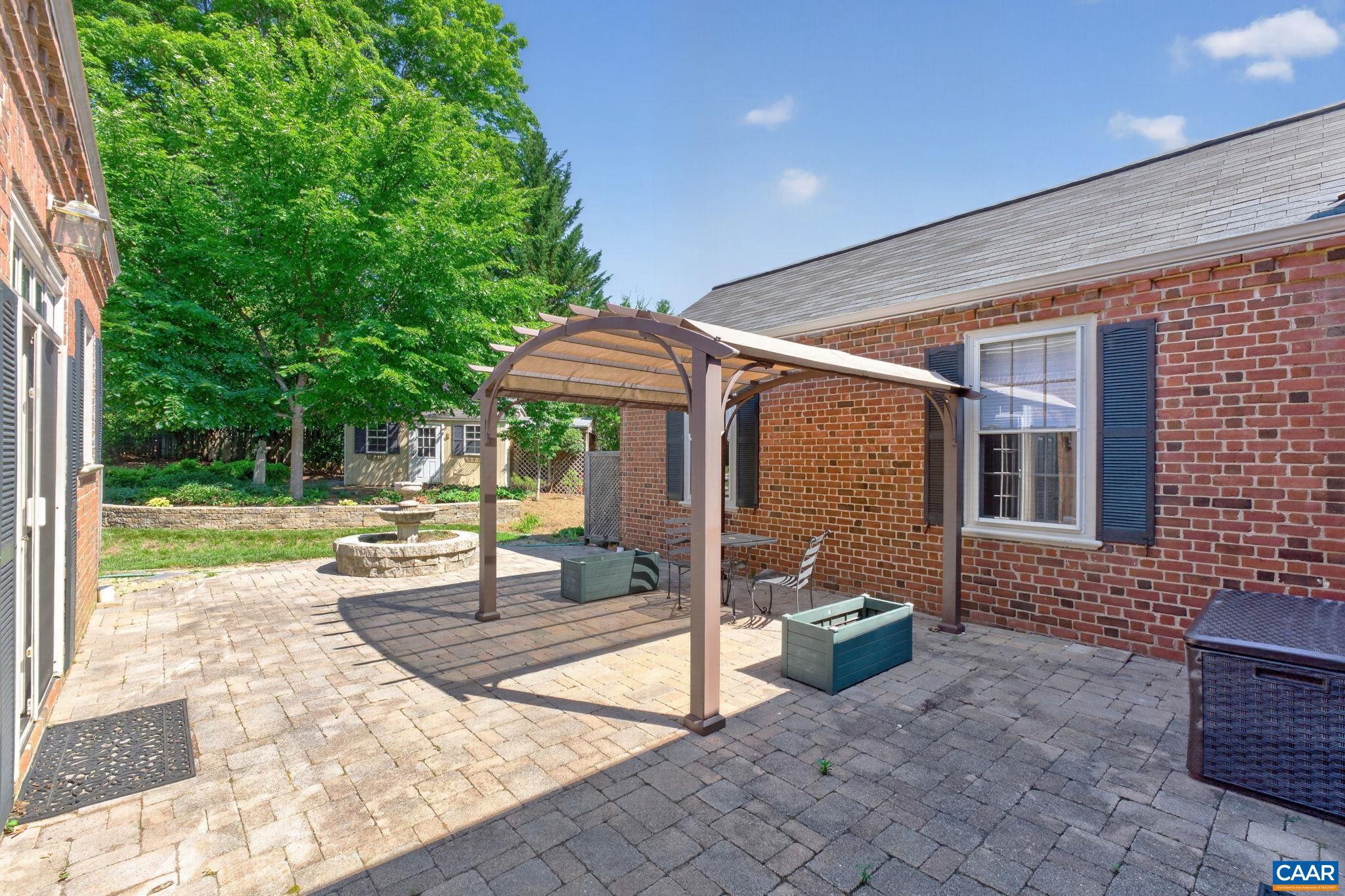 MERRYDEN - Residential