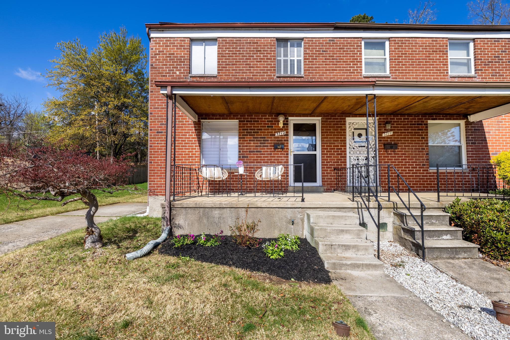 CHAPMAN MANOR - Residential