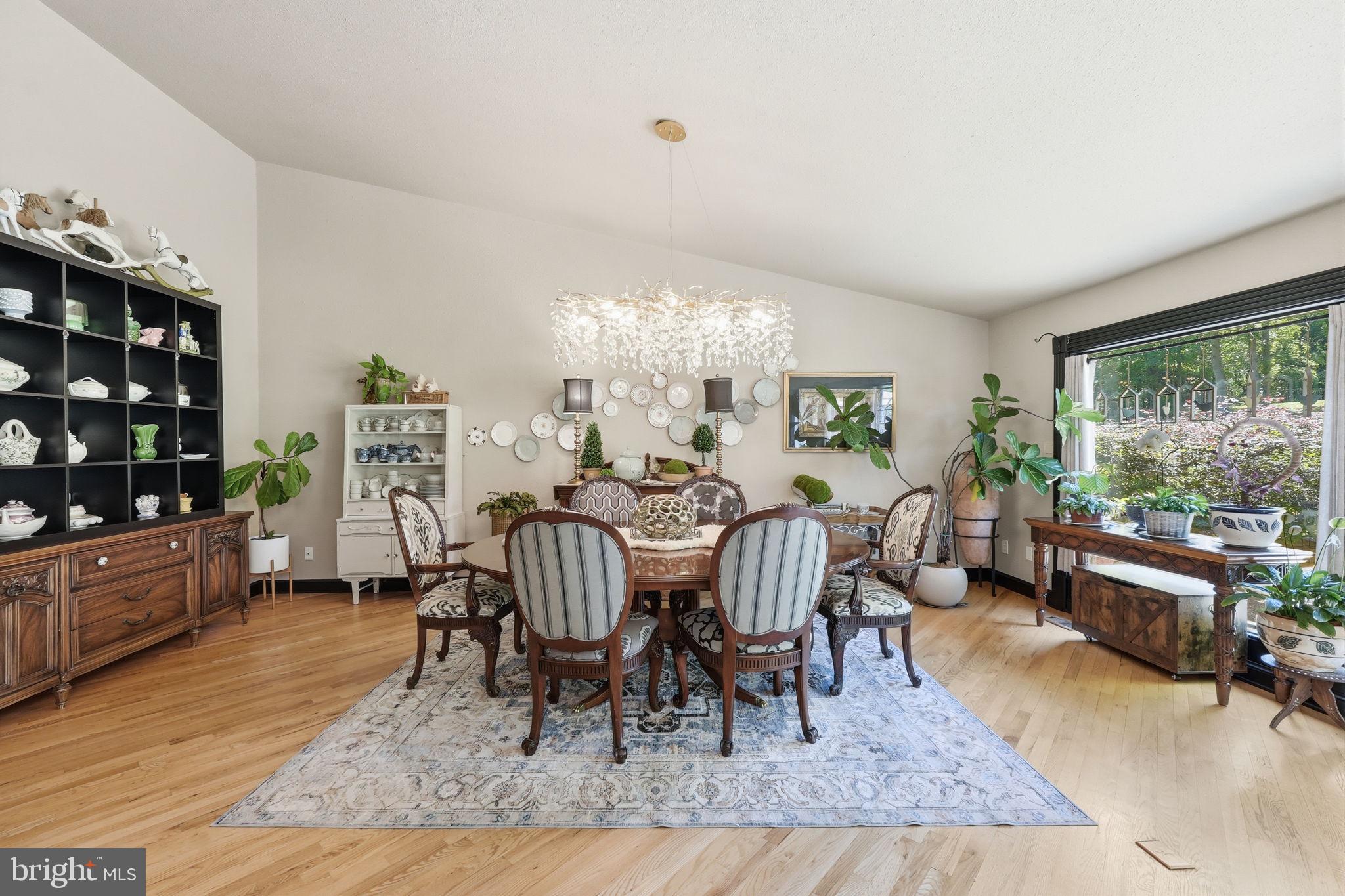 LAKE POTOMAC - Residential
