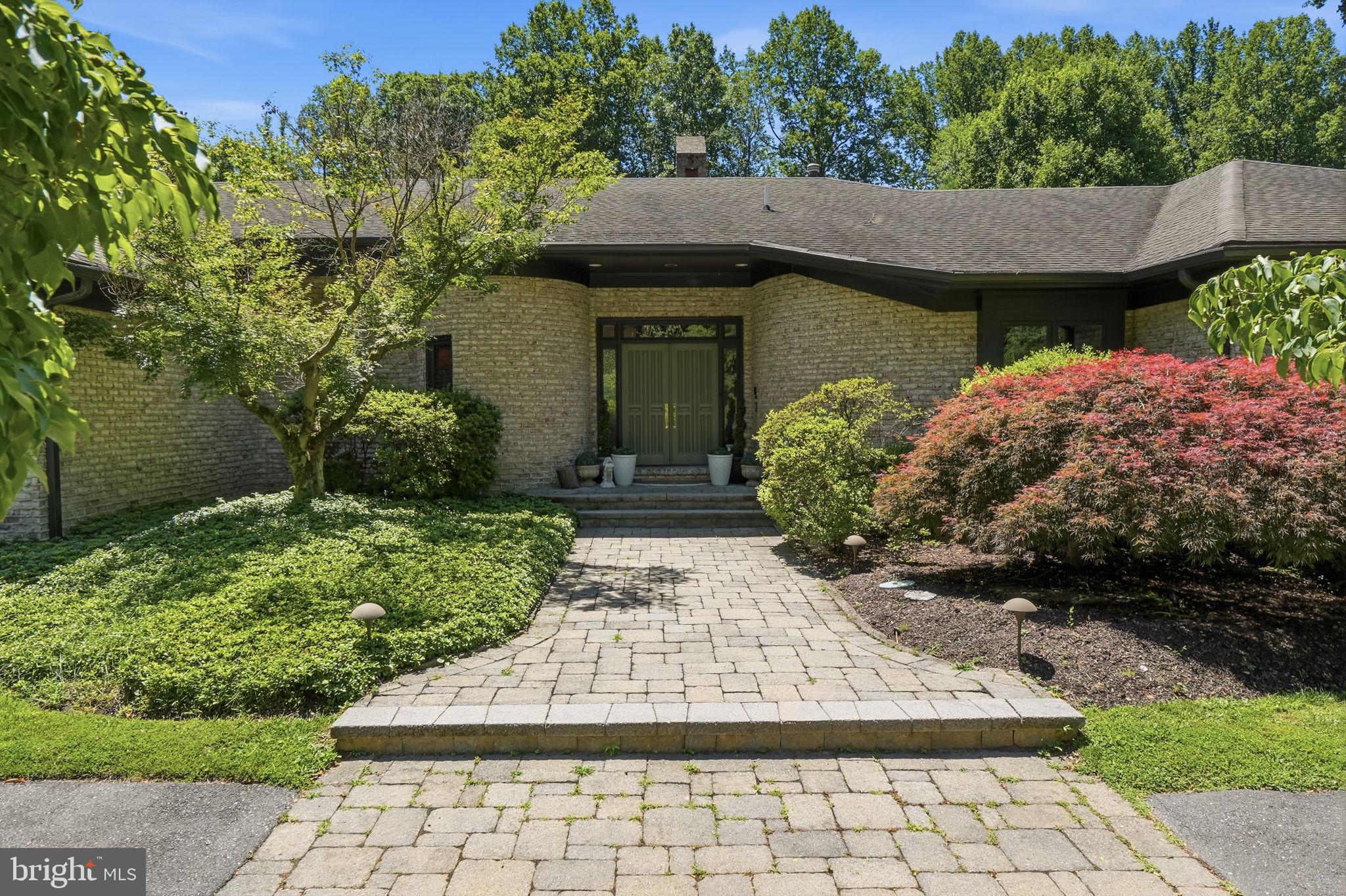 LAKE POTOMAC - Residential