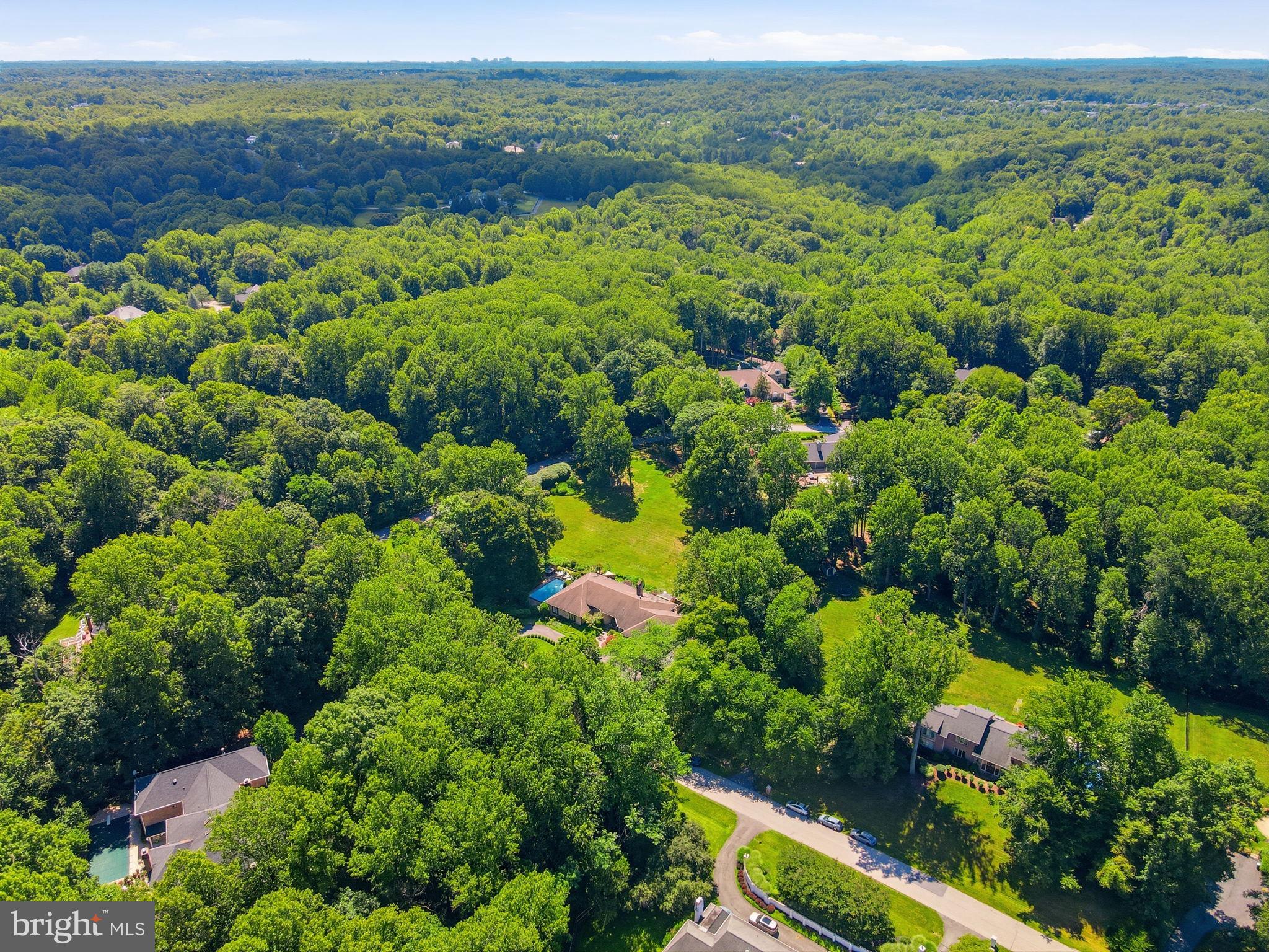 LAKE POTOMAC - Residential