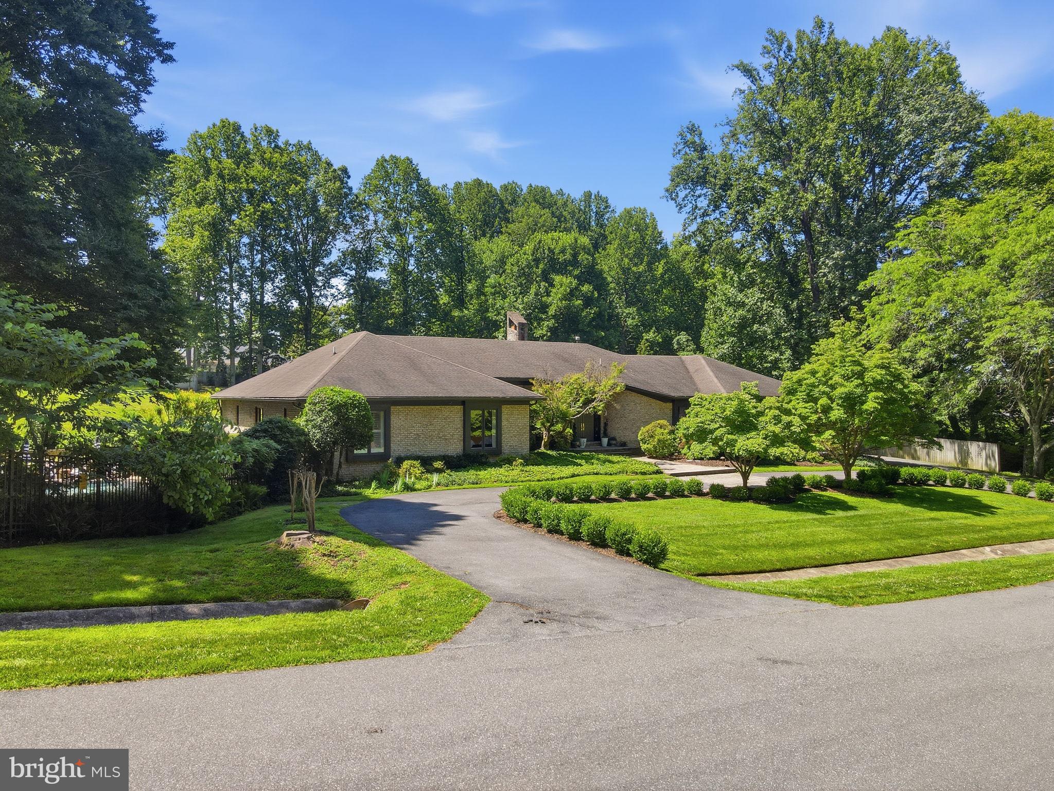 LAKE POTOMAC - Residential