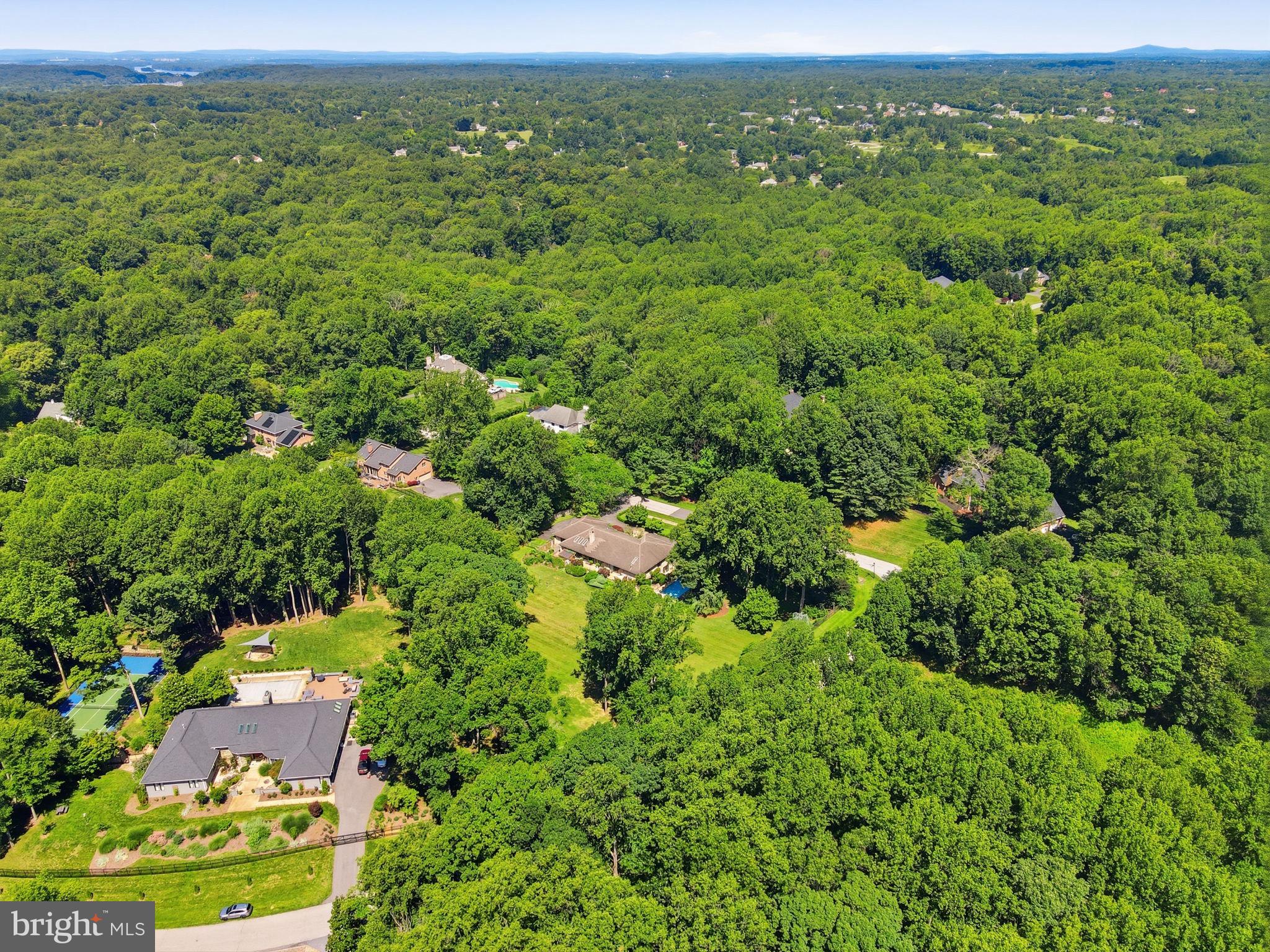 LAKE POTOMAC - Residential