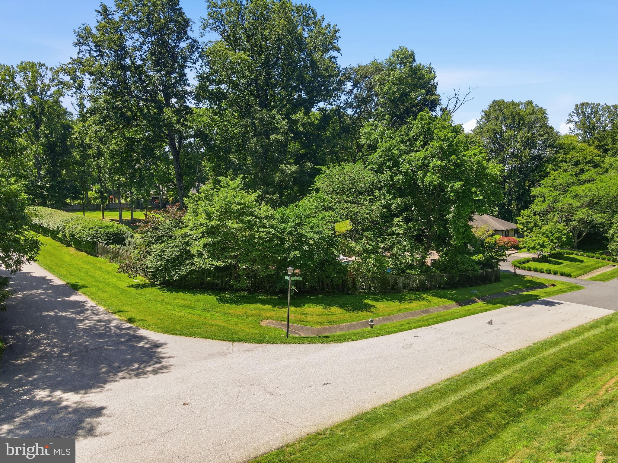 LAKE POTOMAC - Residential