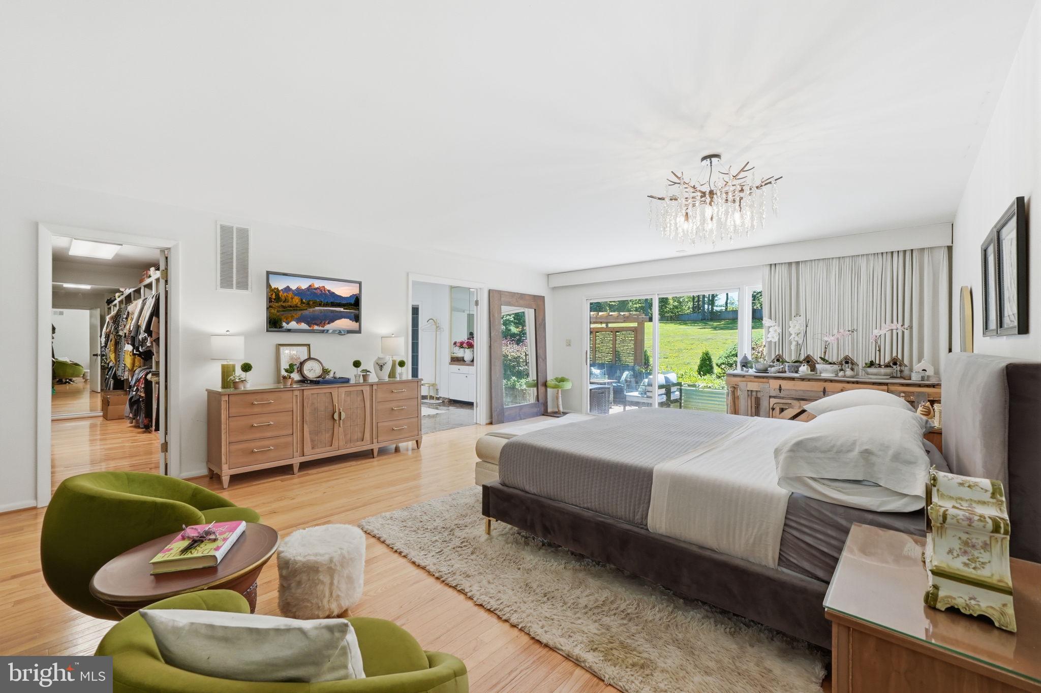 LAKE POTOMAC - Residential