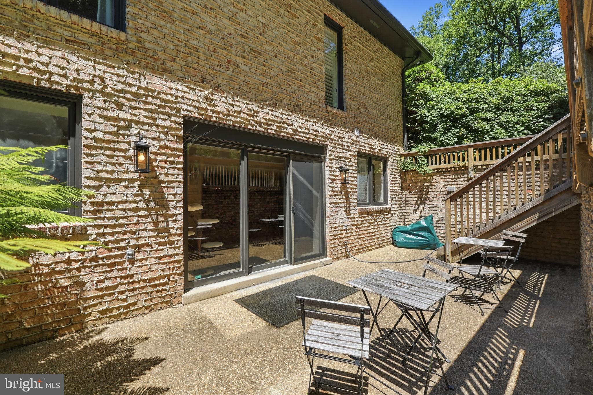 LAKE POTOMAC - Residential