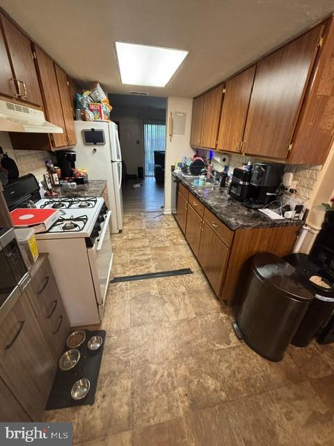 HERITAGE HILL CONDO - Residential