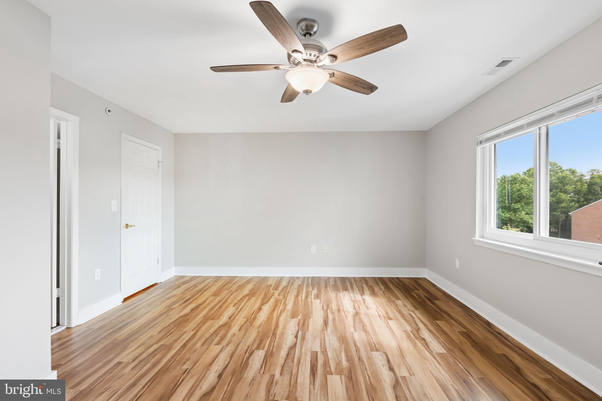 SILVER RIDGE - Residential