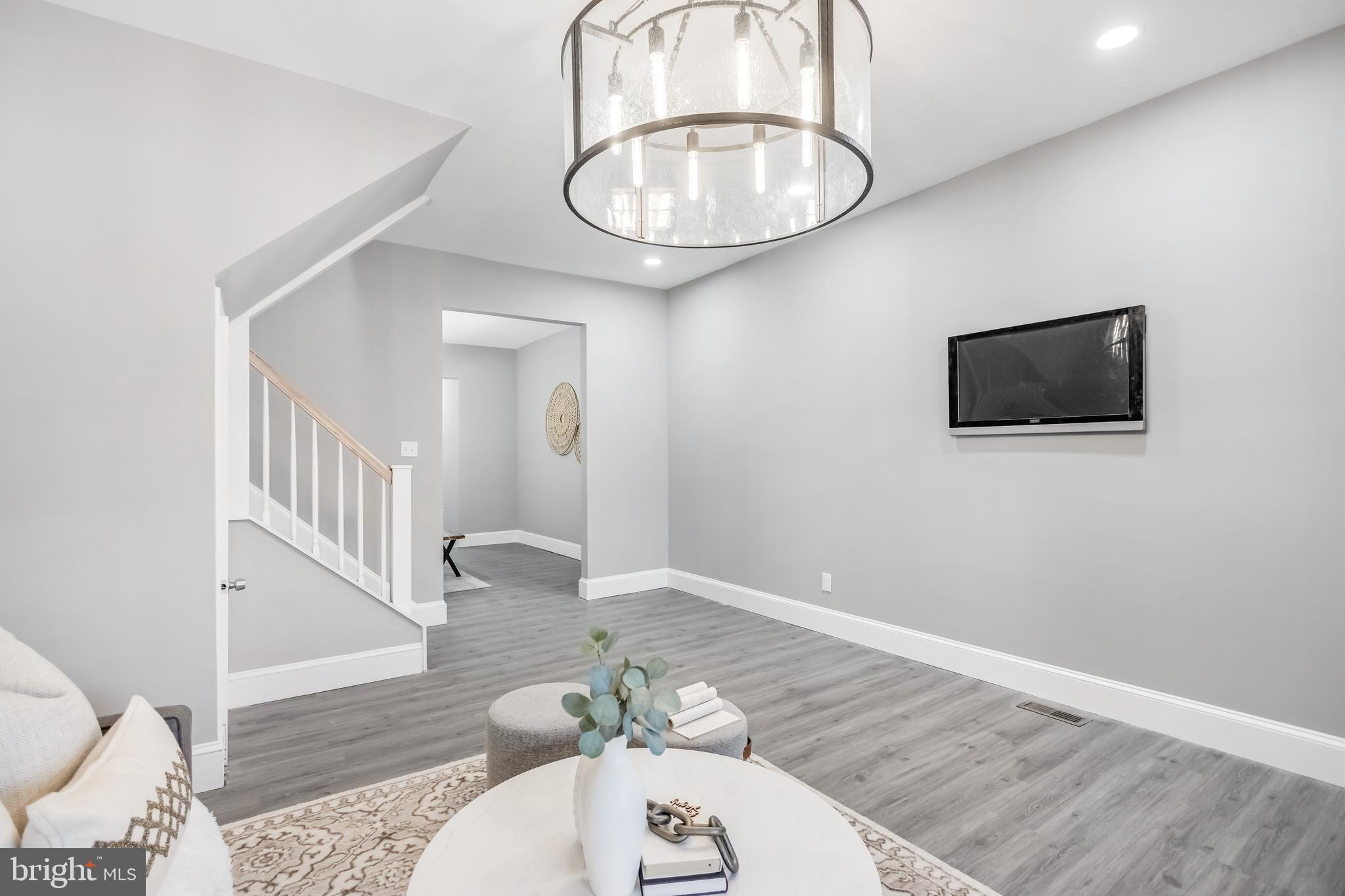 WINCHESTER - Residential