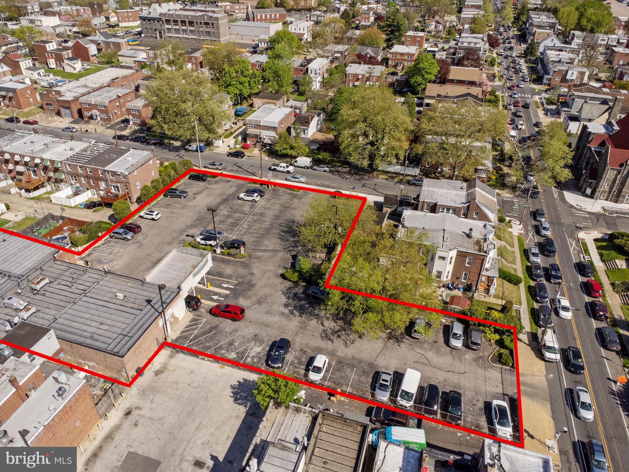 LAWNDALE - Commercial Sale