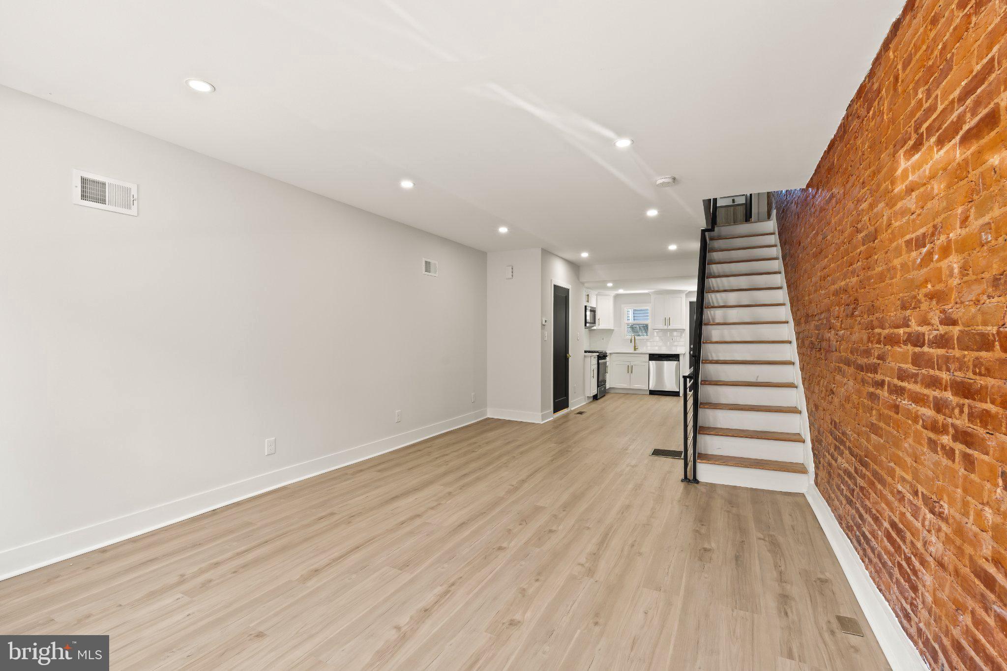 GRAYS FERRY - Residential