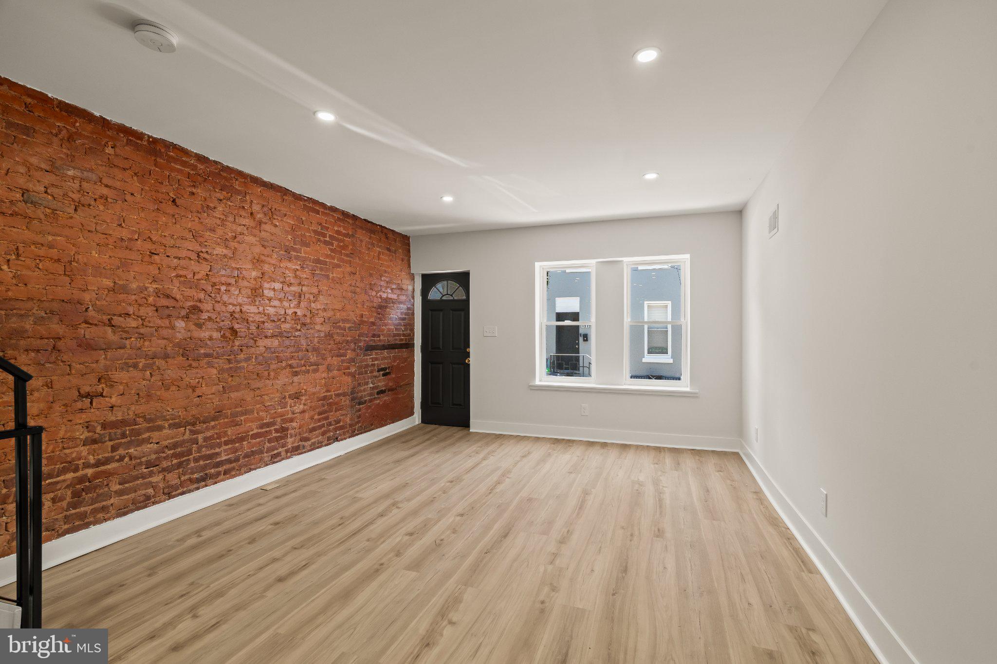 GRAYS FERRY - Residential