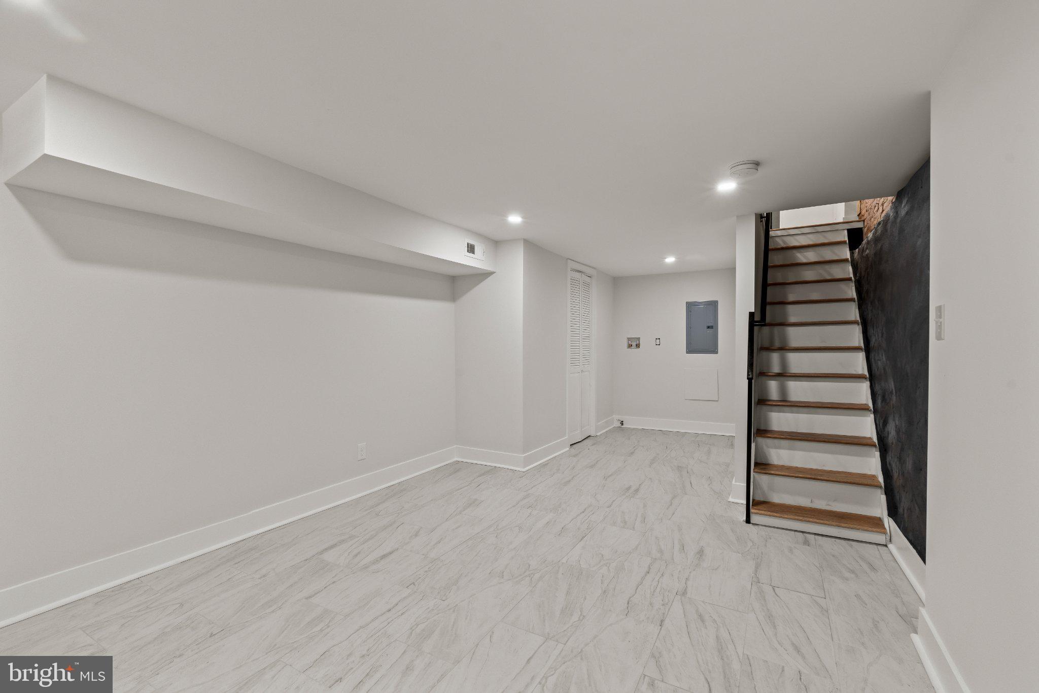 GRAYS FERRY - Residential